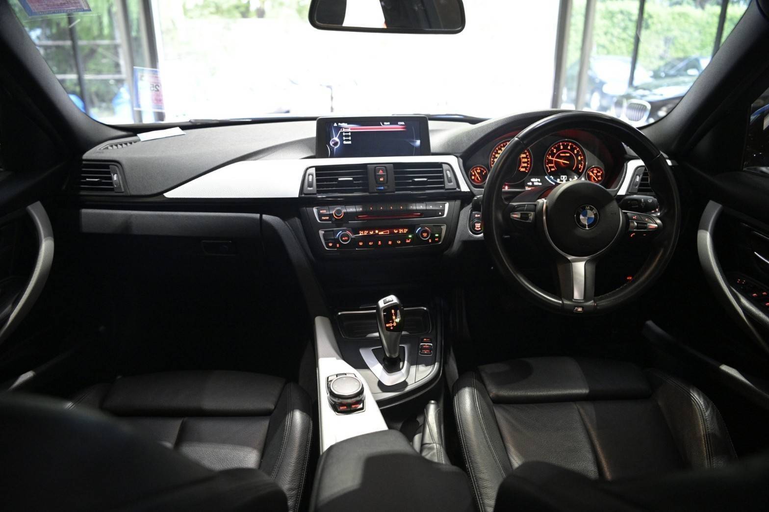 BMW 320i M Sport ปี 2015