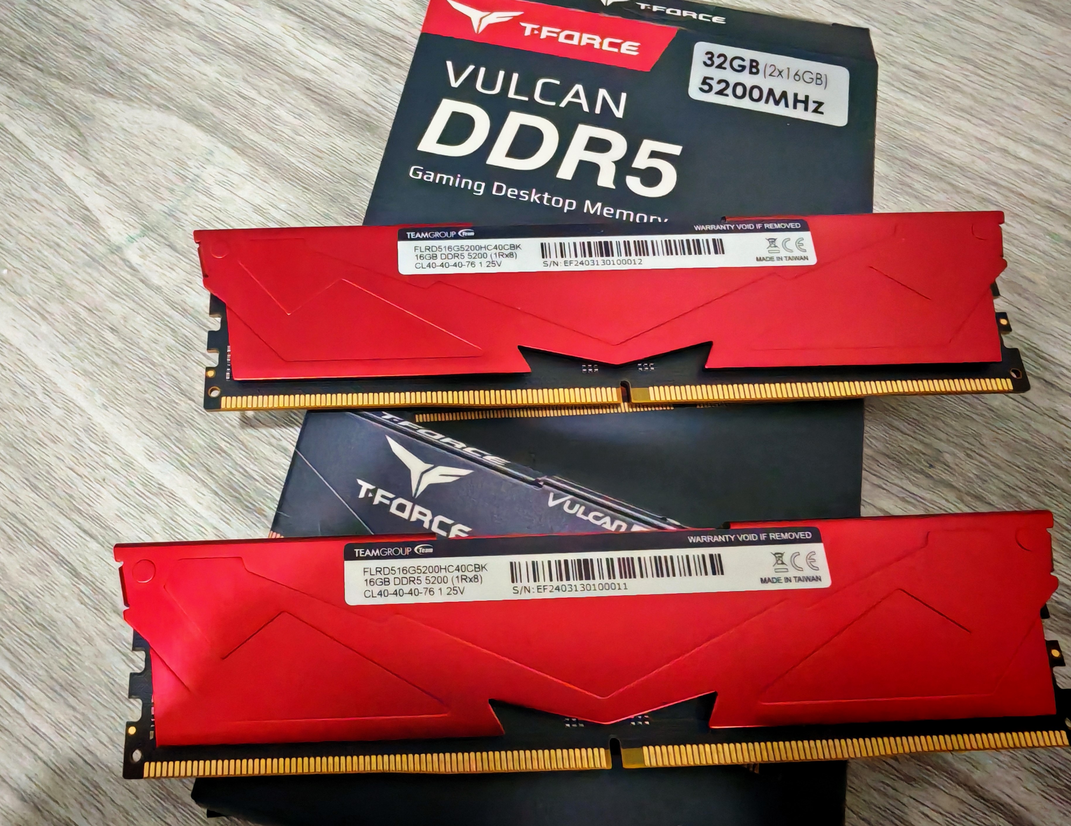 RAM TEAMGROUP T-FORCE VULCAN DDR5 32GB(16*2)/5200 RED