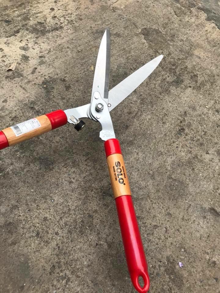 กรรไกรตัดกิ่งไม้ ยี่ห้อ Solo แท้