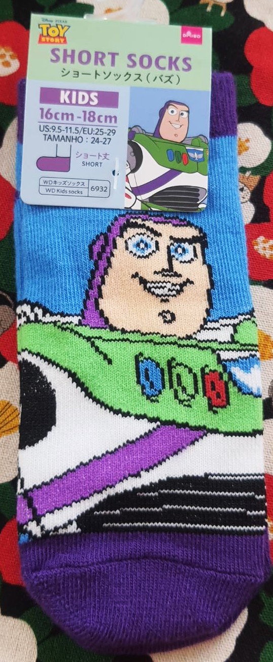 Disney Toy story socks ถุงเท้า ทอยสตอรี่ ของแท้จากญี่ปุ่น ผ้าดีนุ่มใส่สบาย ลายสกรีนสวย ใช้ดี ใช้ทน Size : 16-18 cm Buzz light year บั๊ซ ไลท์ เยียร์
