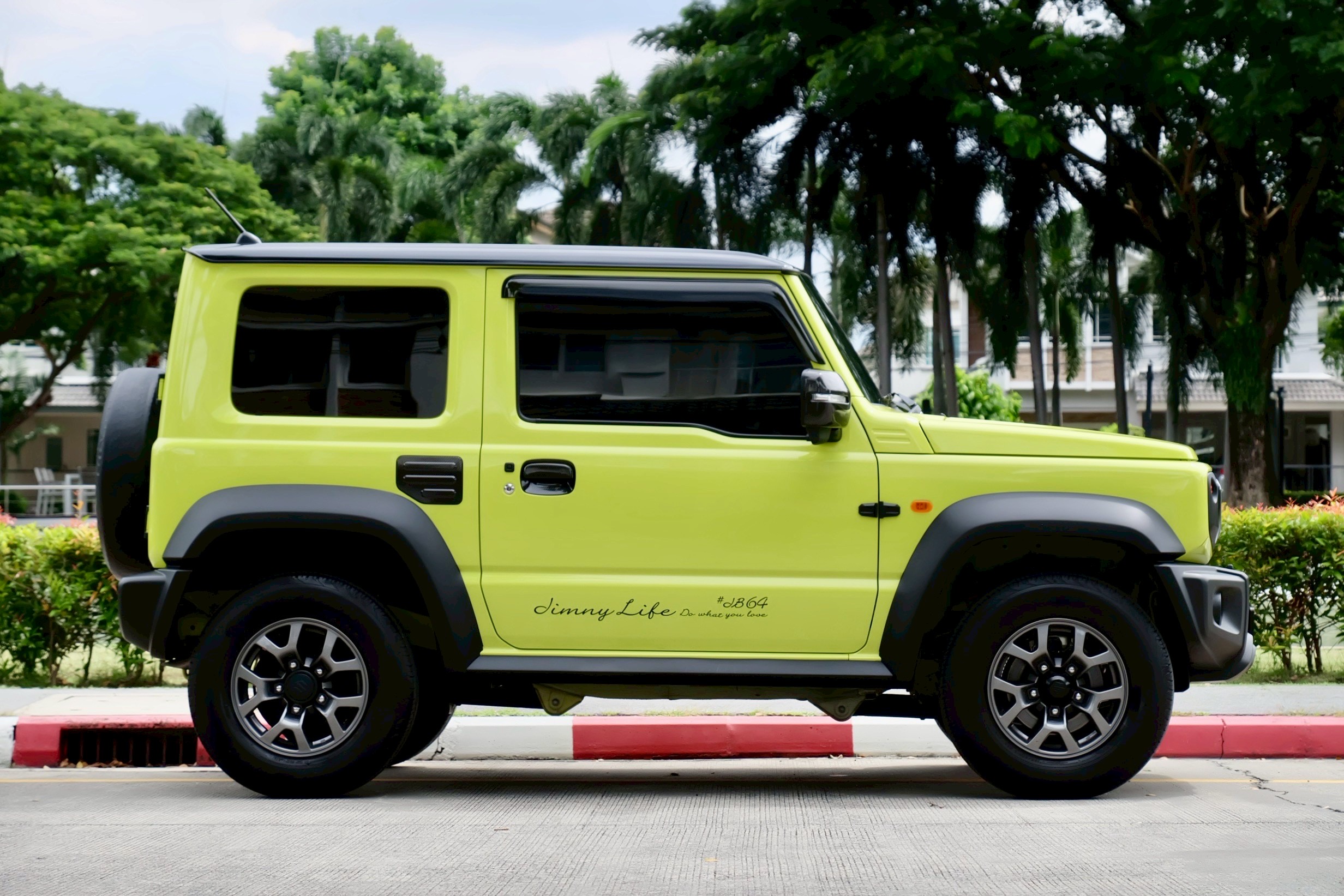 Suzuki Jimny Sierra JC 1.5 AT AWD ปี 2024