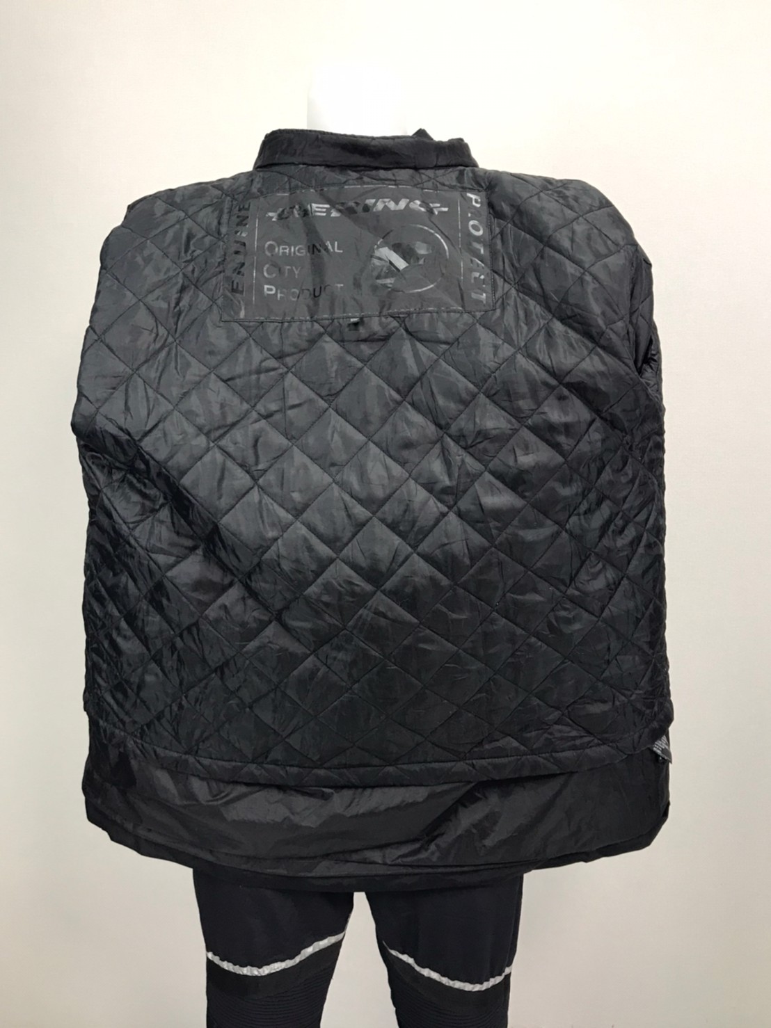 เสื้อขี่มอเตอร์ไซด์( มือสอง) RCT 915 อก 54" ยาว 32" ยี่ห้อ**BERING**