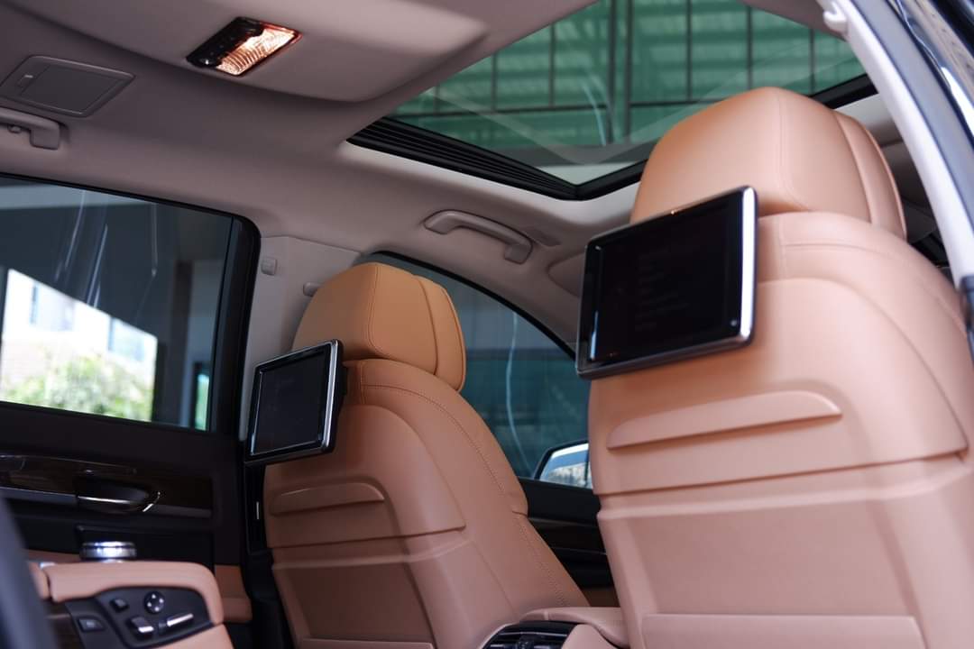 BMW 730Ld LCi Diesel 3,000 cc 6สูบ Twin turbo ปี 2014