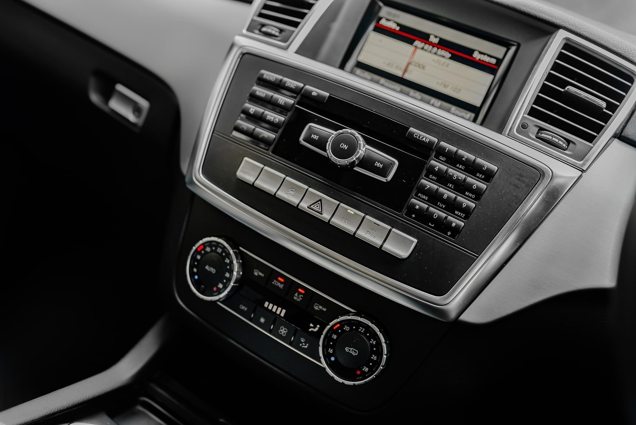 Benz ML250 Bluetec 4Matic ปี 2014