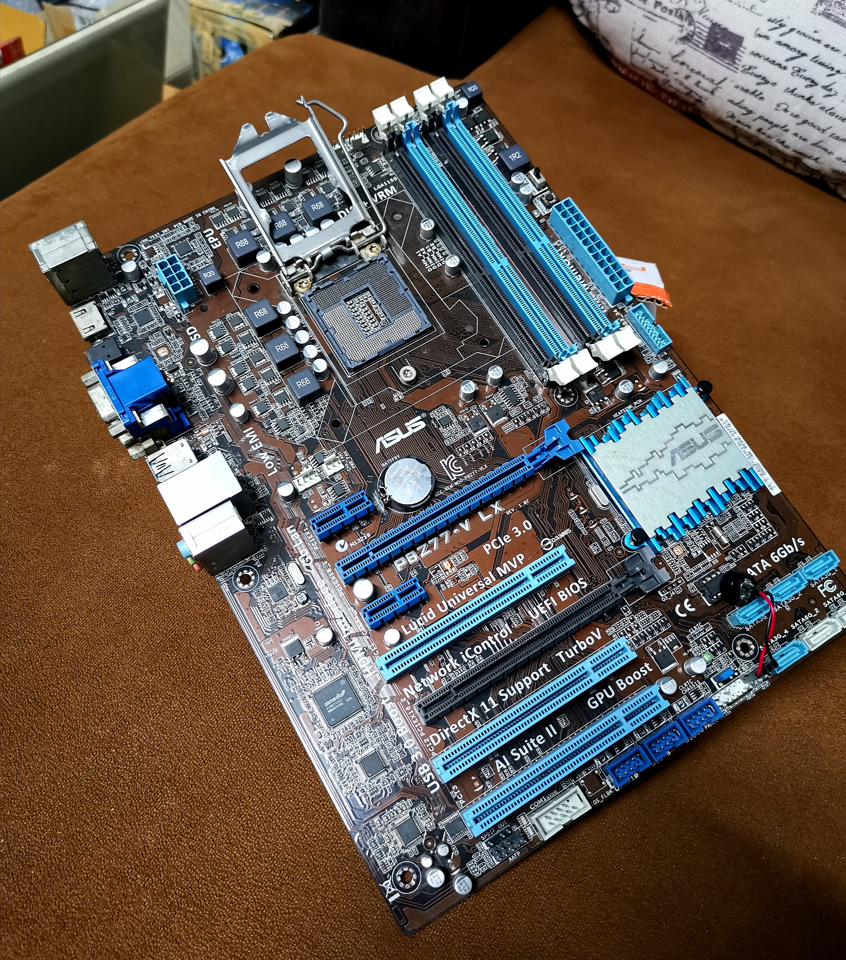 Asus P8Z77-V LX