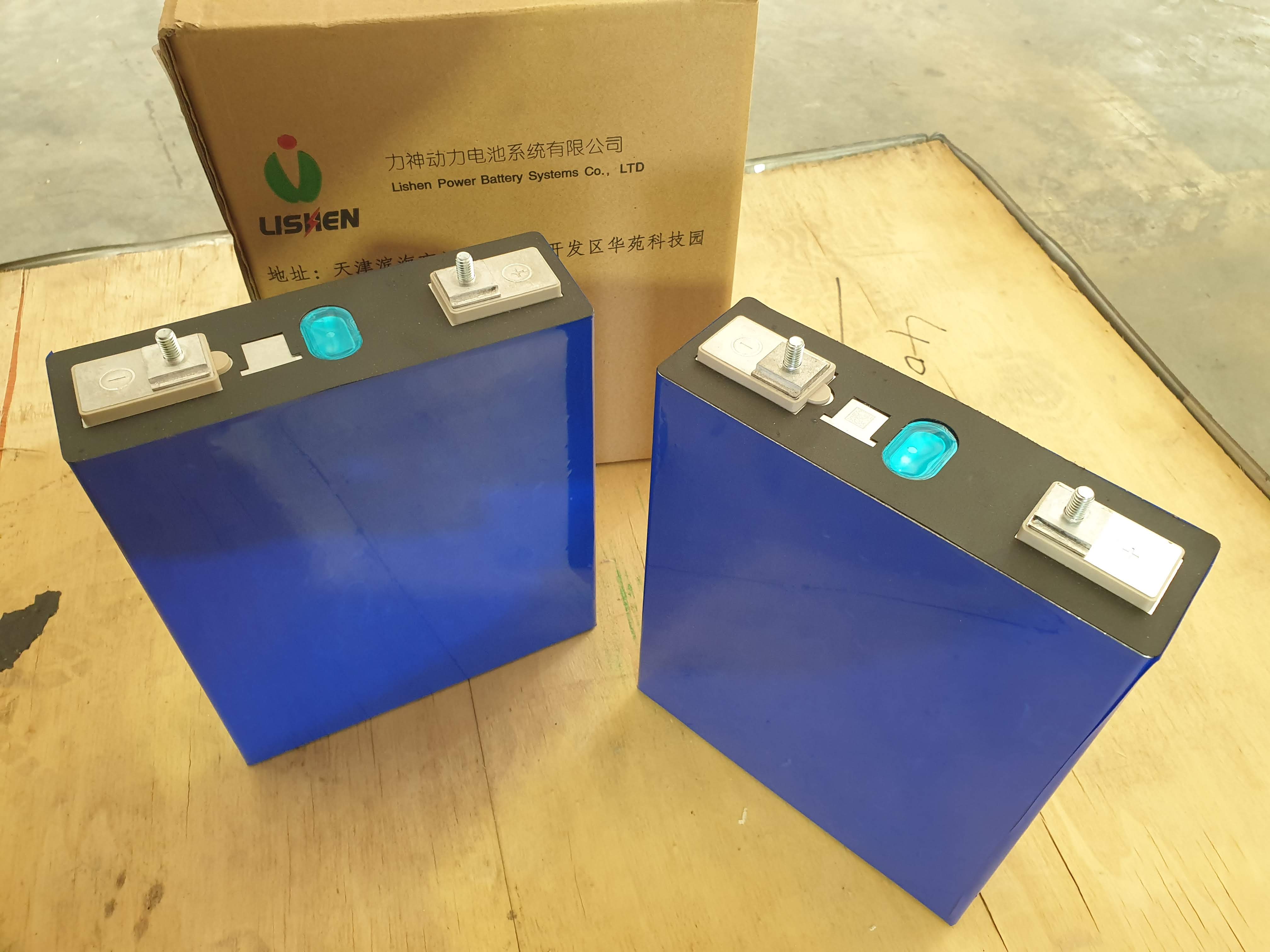 Lishen LFP 3.2v 202Ah 200Ah แบตเตอรี่ลิเทียม 200ah ประกอบ 12v 24v 48v ได้