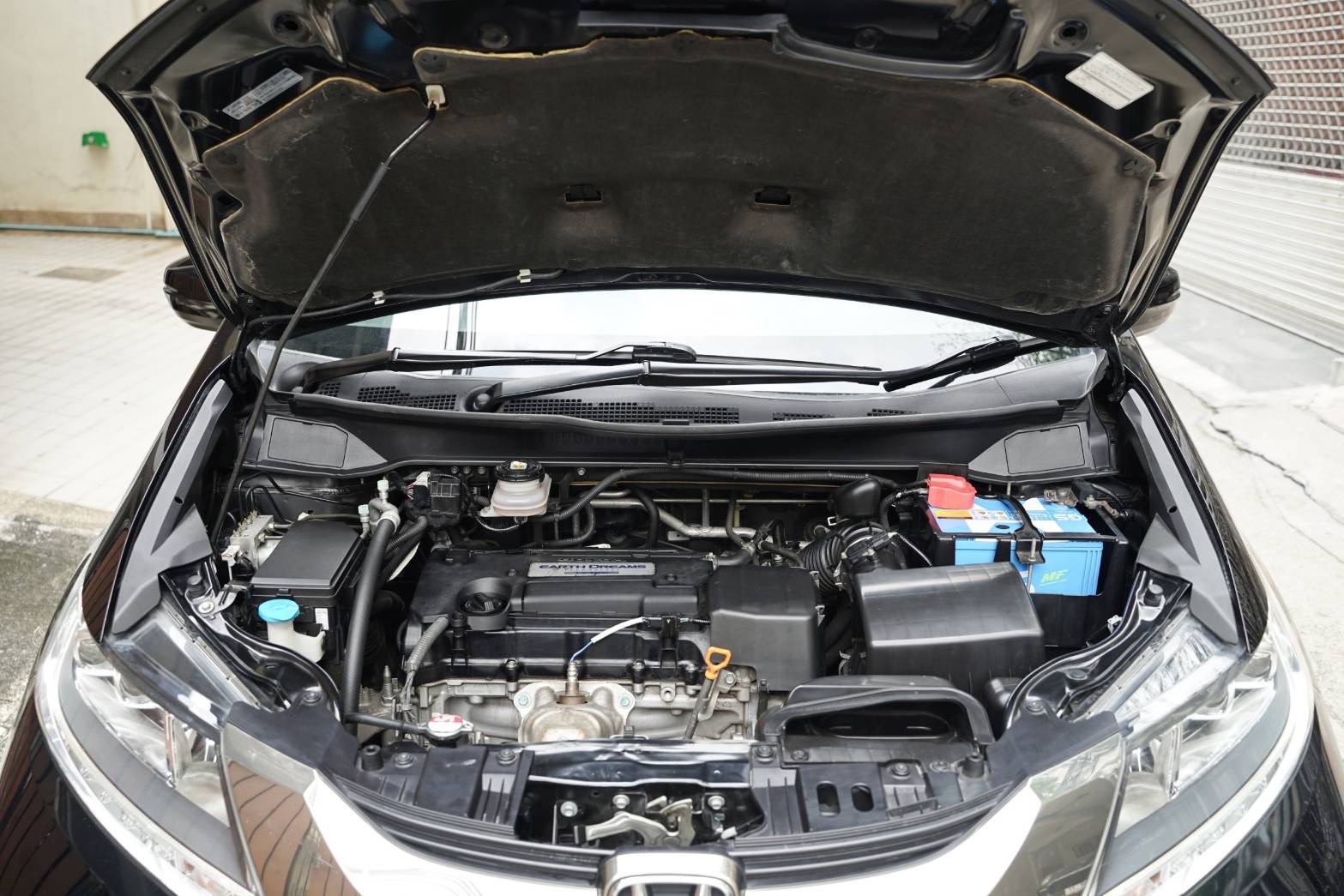 Honda Odyssey Absolute RC1 ปี 2015
