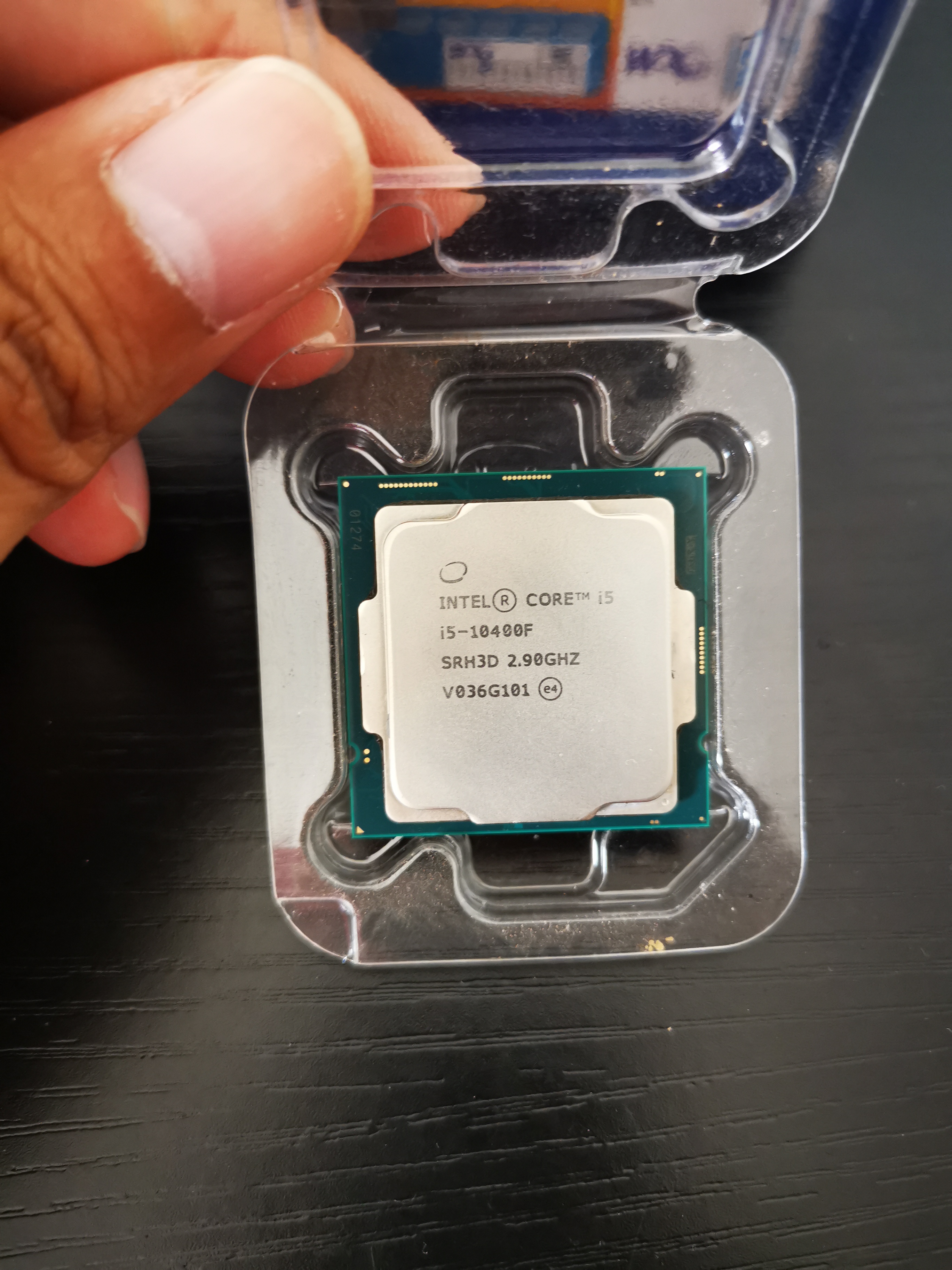 CPU i5 10400F