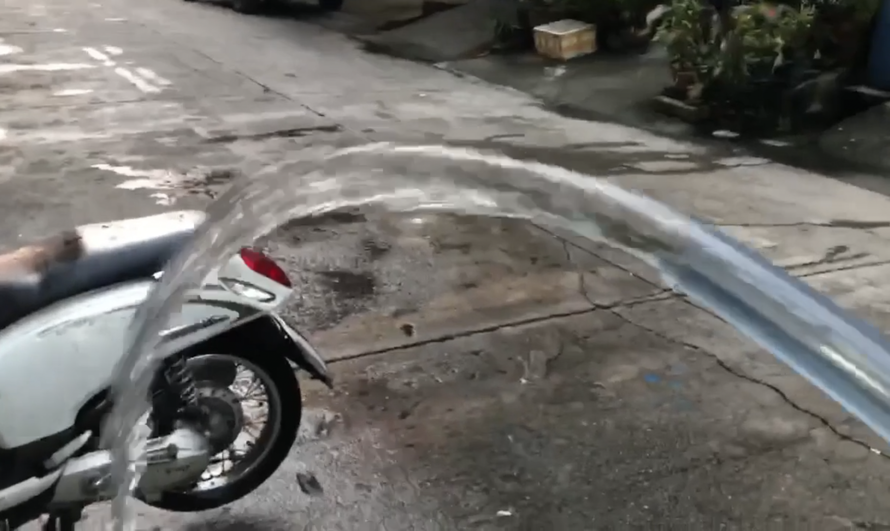 ไดโว่ ดูดน้ำ ดูดส้วม ยี่ห้อ Tayo ขนาด 1 นิ้ว ตัวเล็ก เส้นผ่าศูรย์กลางตัวปั๊ม 4.5 นิ้