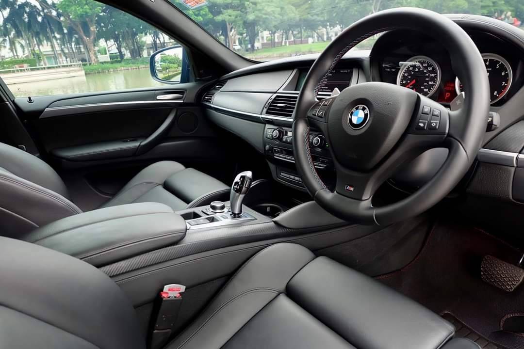 Bmw X6 M 4.0 V8 Twin Turbo ปี 2011