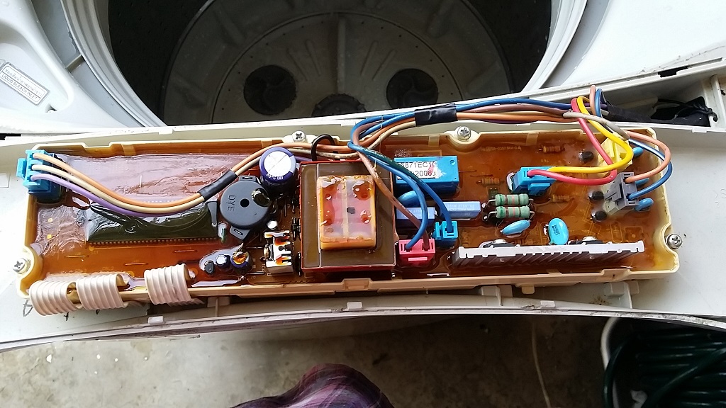 ซ่อมเครื่องซักผ้า ยี่ห้อ LG รุ่น WF-T7060TD อาการน้ำเข้าแต่ไม่ซัก