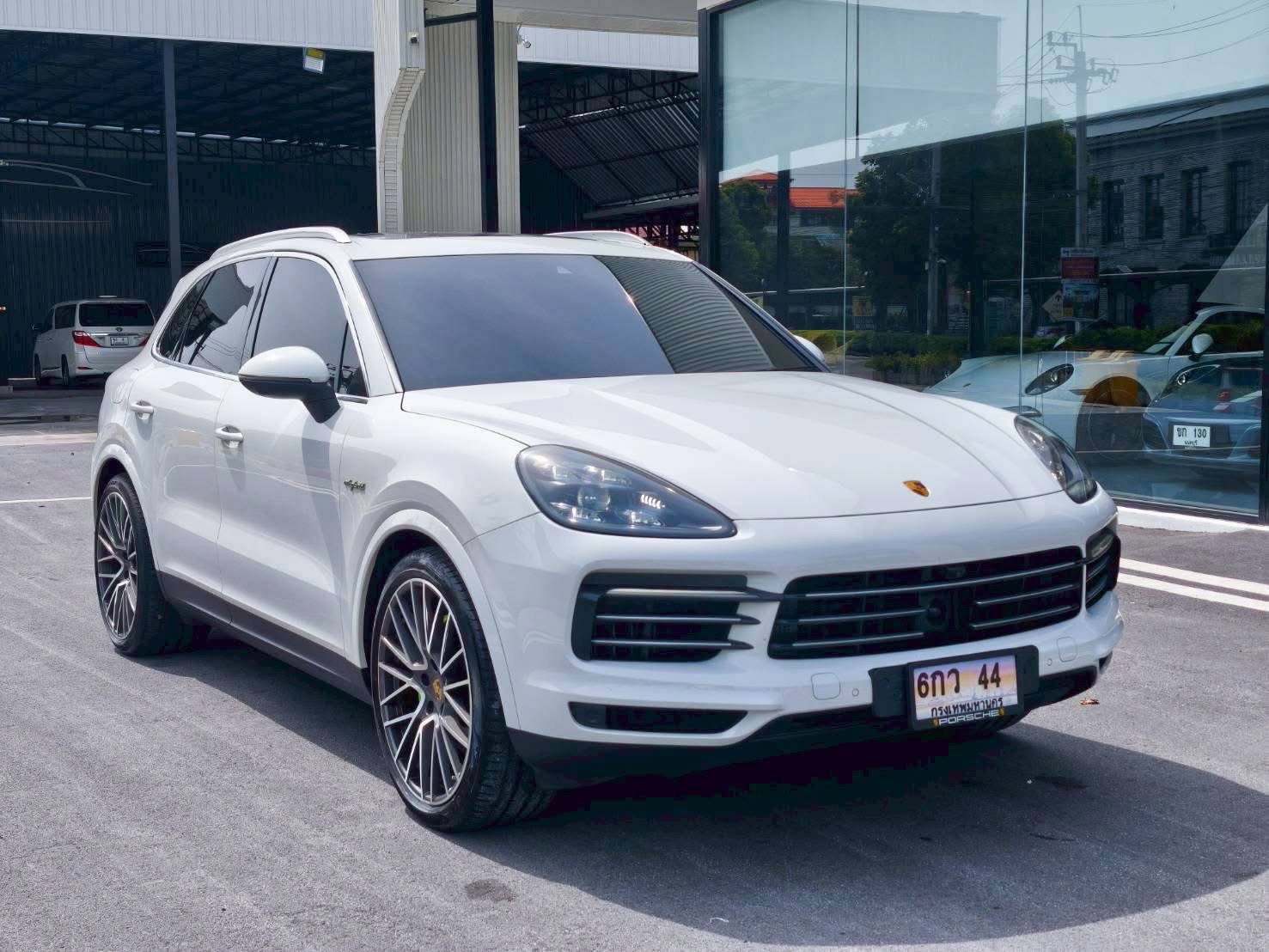 PORSCHE CAYENNE 3.0 E-HYBIRD ปี 2023