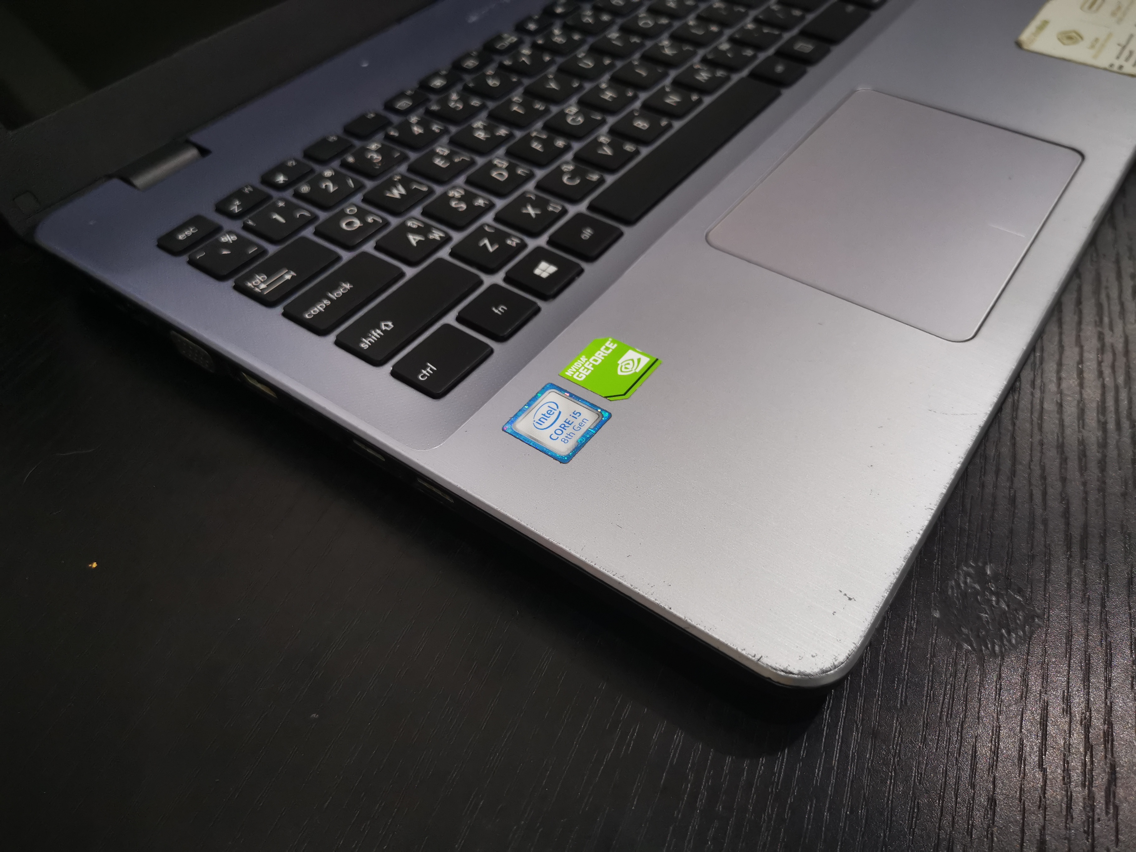 Asus VivoBook 15 X542UF-GQ279T