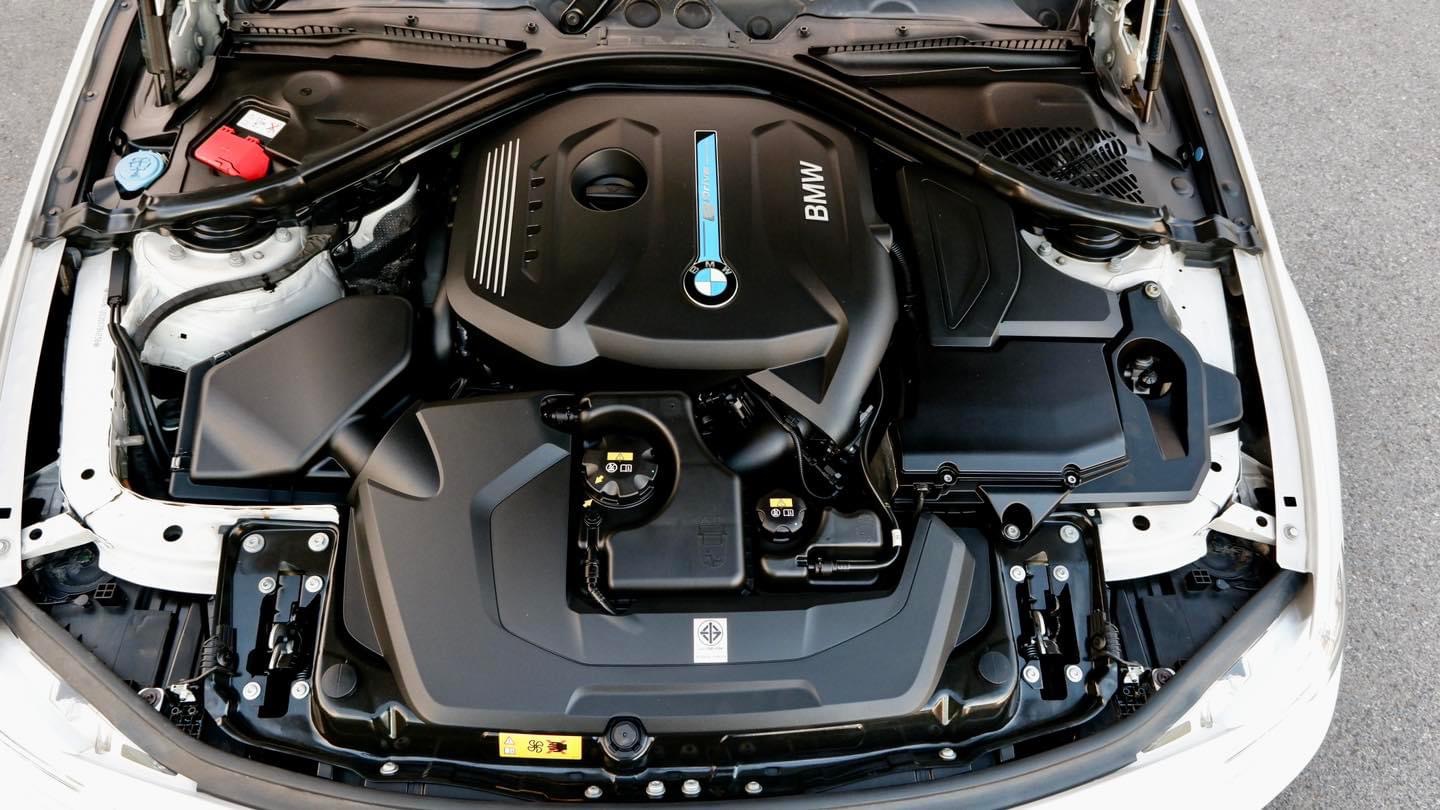 BMW F30 330e Plug-In M-Sport Package Fulloption ปี 2017