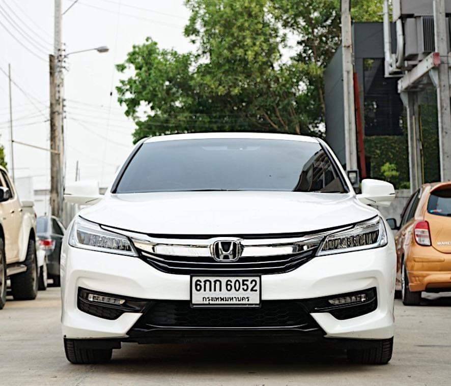Honda Accord Hybrid ปี 2017
