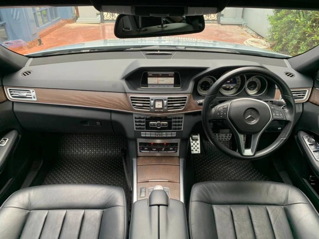Mercedes Benz E200 ปี 2015
