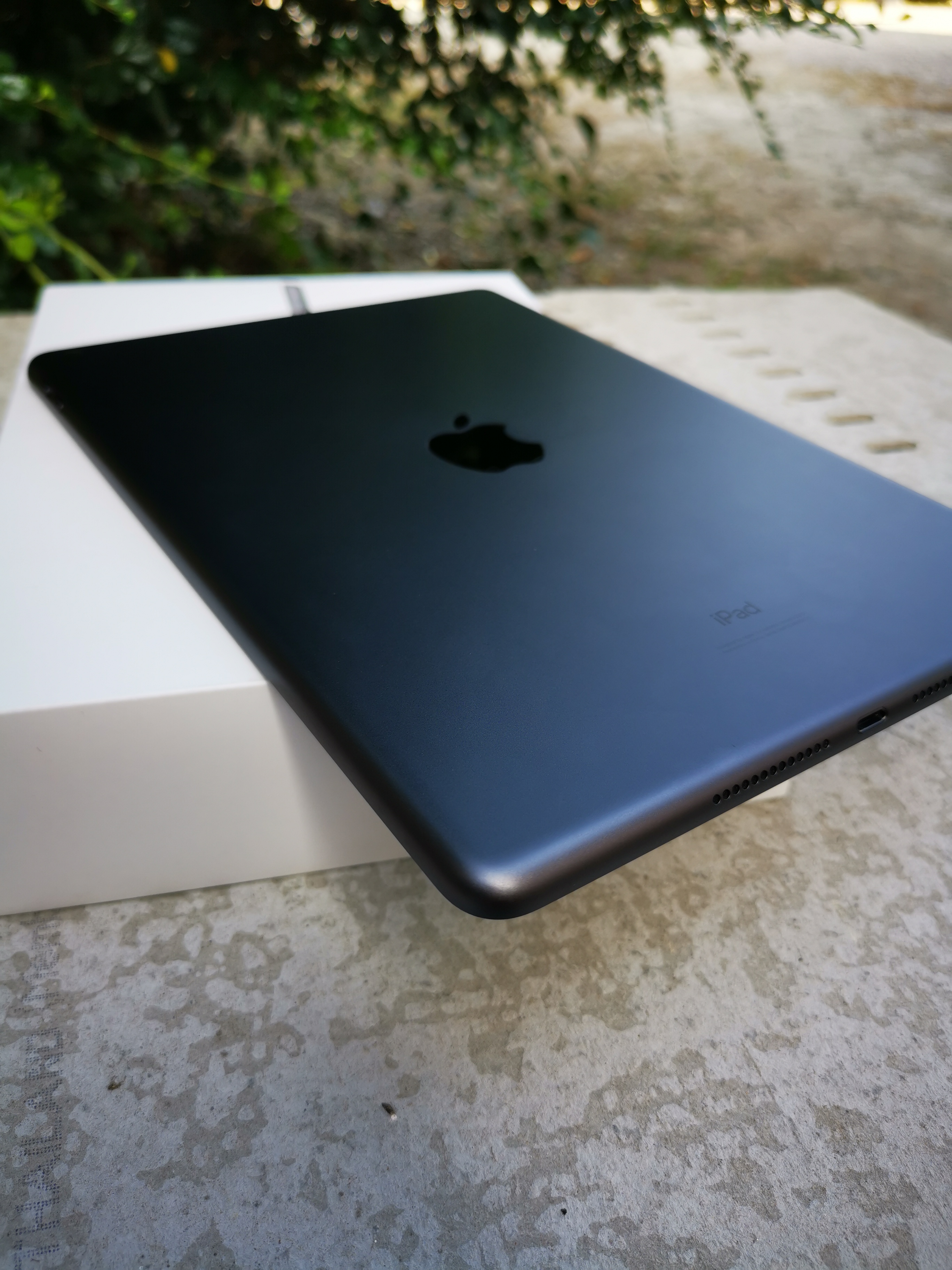 Apple iPad (8th Gen) 2020 WI-FI 32GB (GRAY)