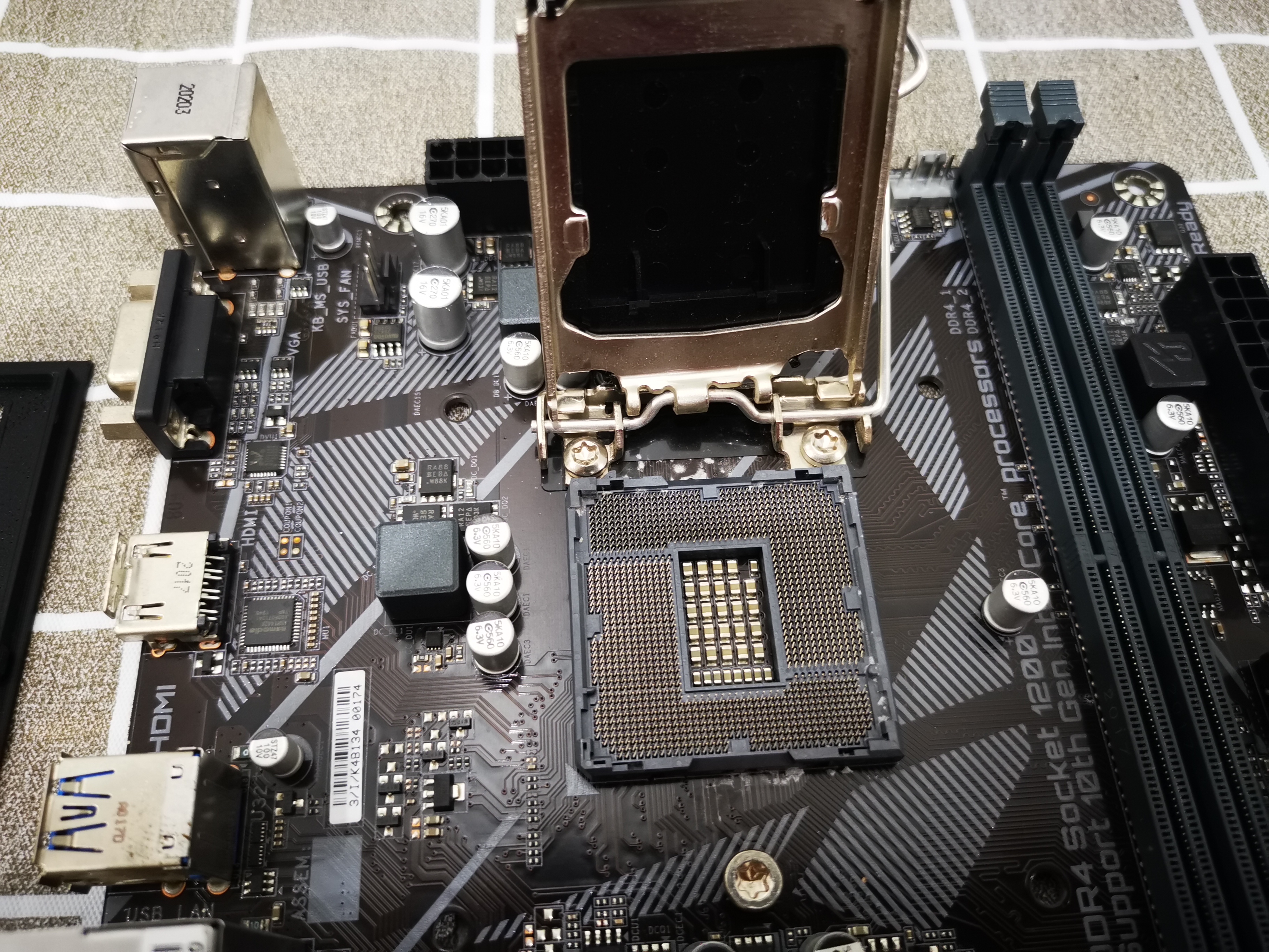 Gigabyte H410M H