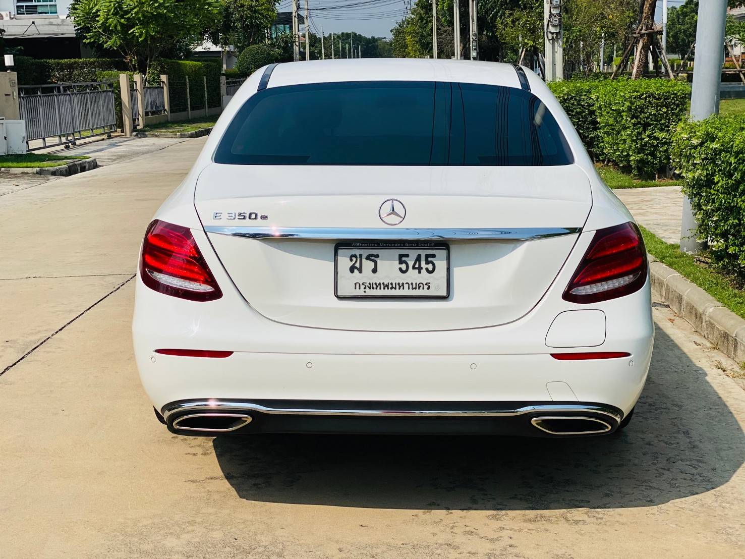 Mercedes-Benz E350e ปี 2017
