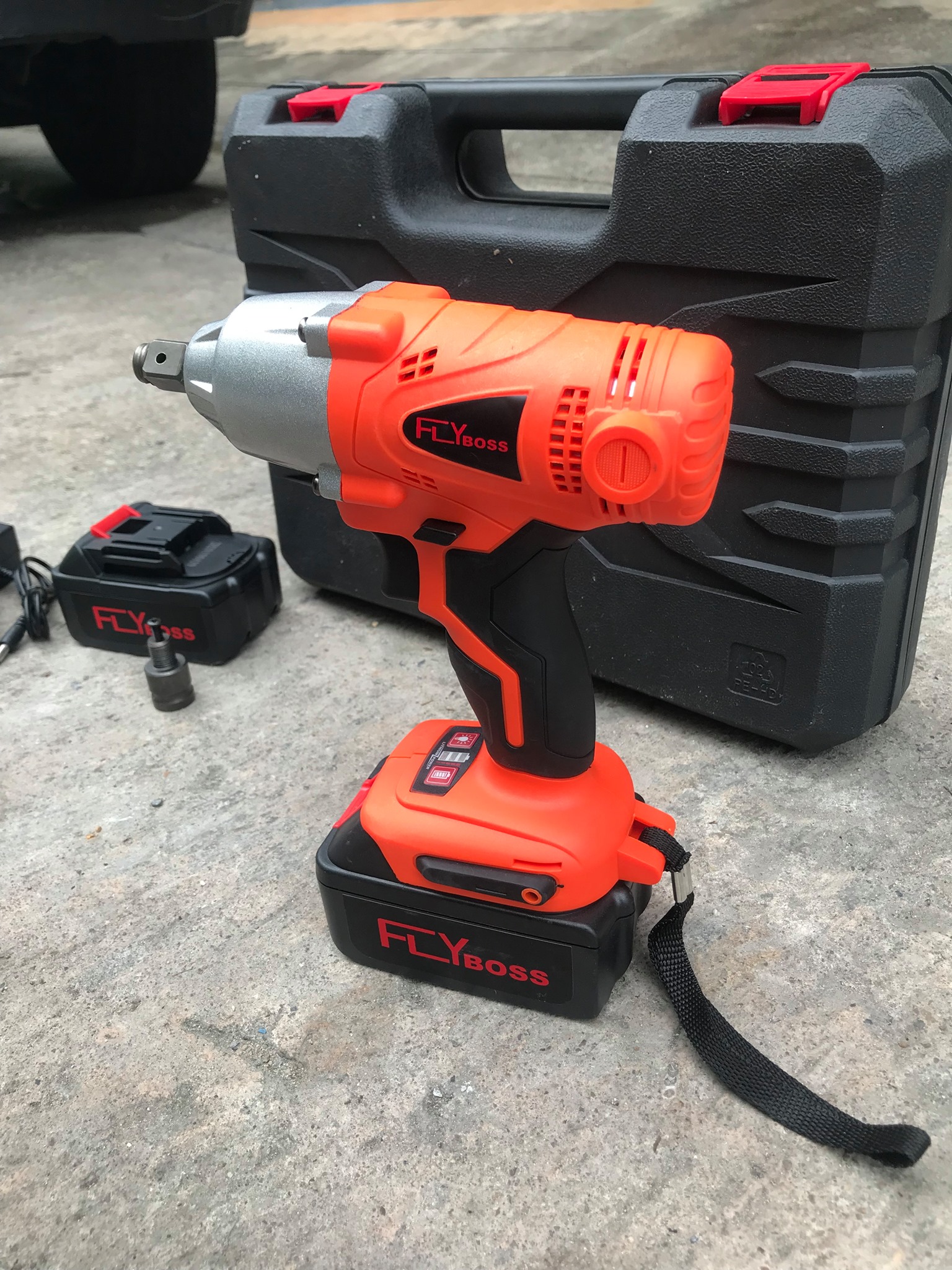 บล็อกแบต Flyboss 2in1 (ใช้ถอดน๊อตล้อรถยนต์)