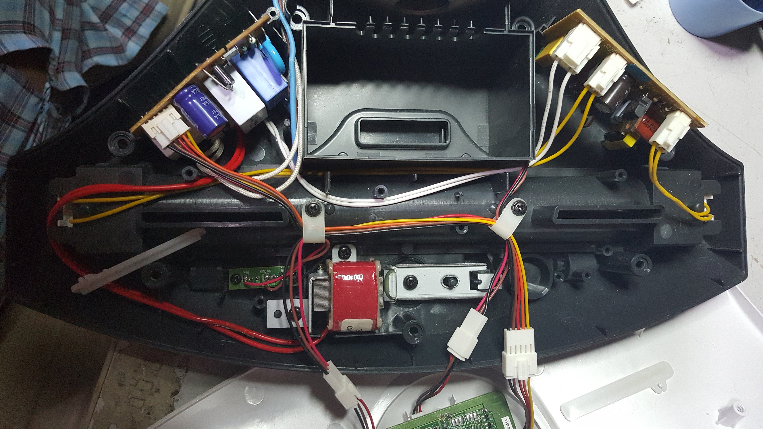 ซ่อมเครื่องดูดไรฝุ่น ยี่ห้อ RAYCOP รุ่น BK-200THW อาการเปิดเครื่องไม่ติด