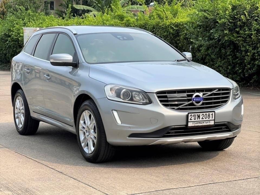 VOLVO XC60 2.0D4 NAVI Minorchange ปี2015