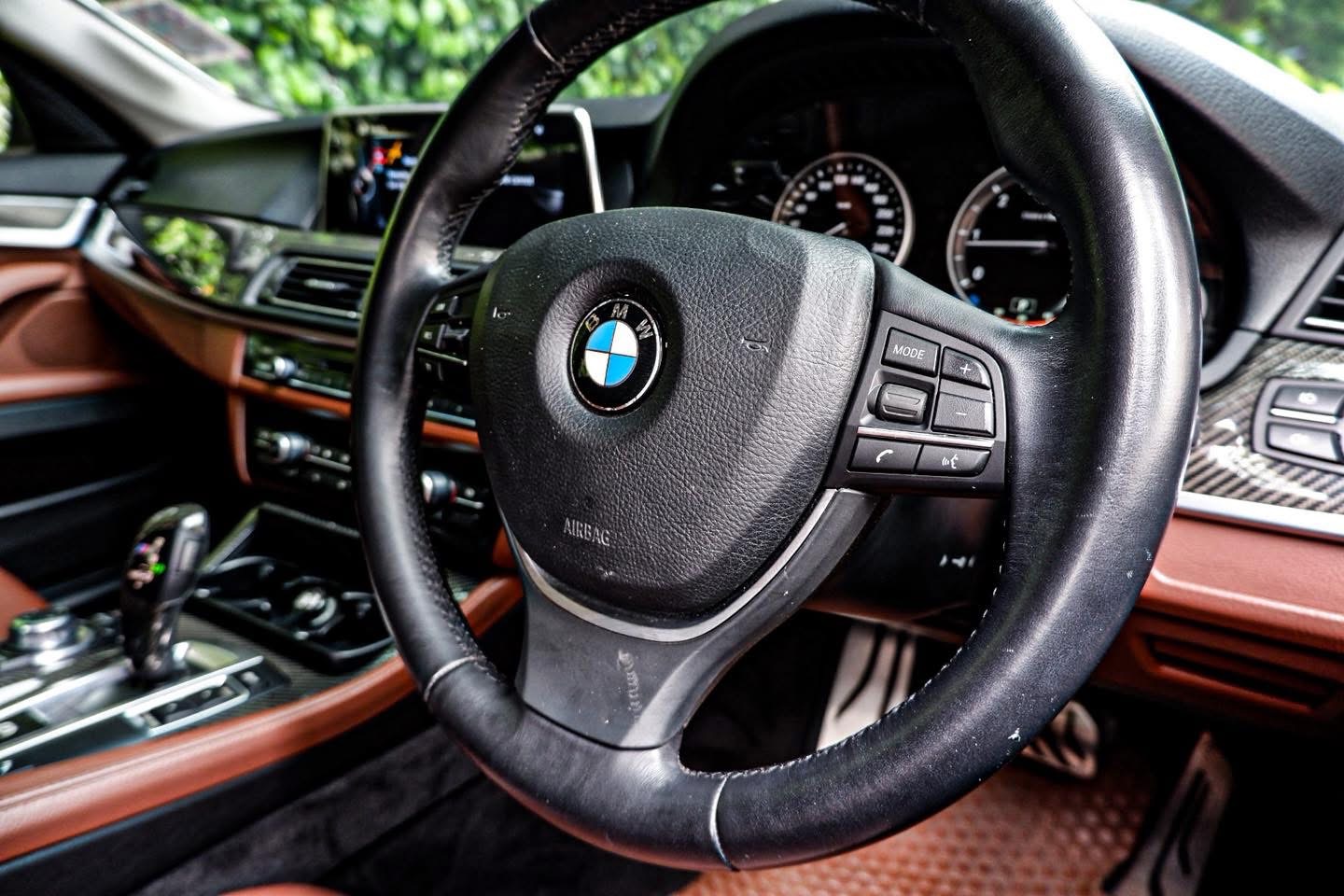 Bmw 520d F10 M Performance LCI ปี 2013