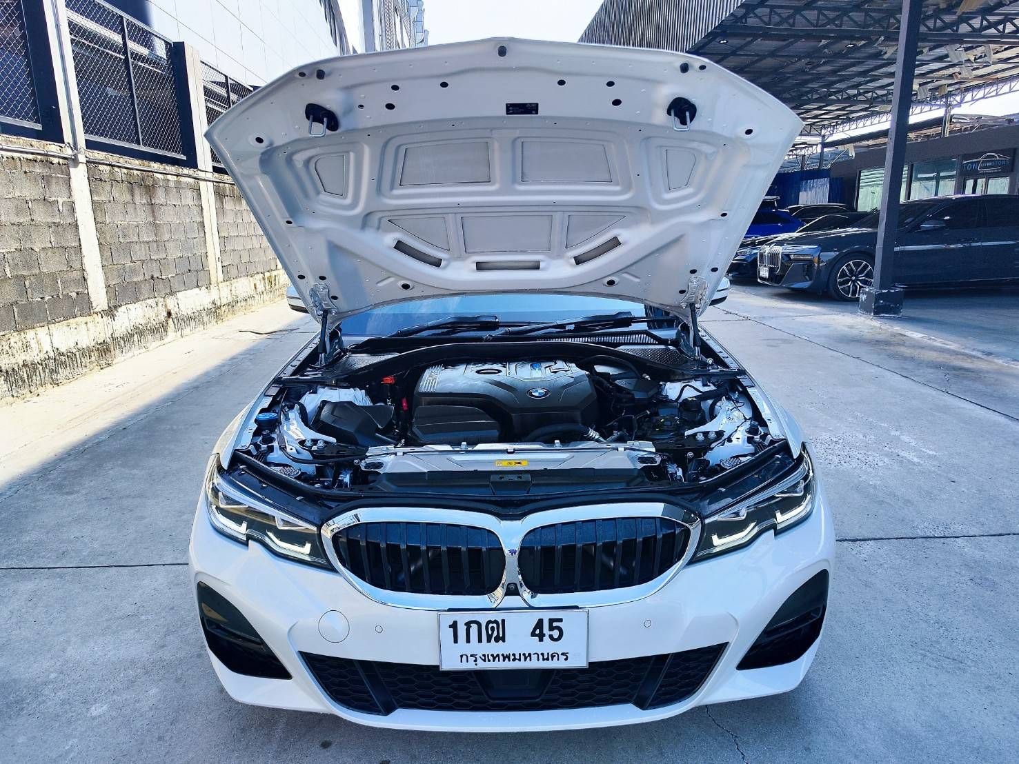 BMW SERIES 330e M SPORT ปี 2023