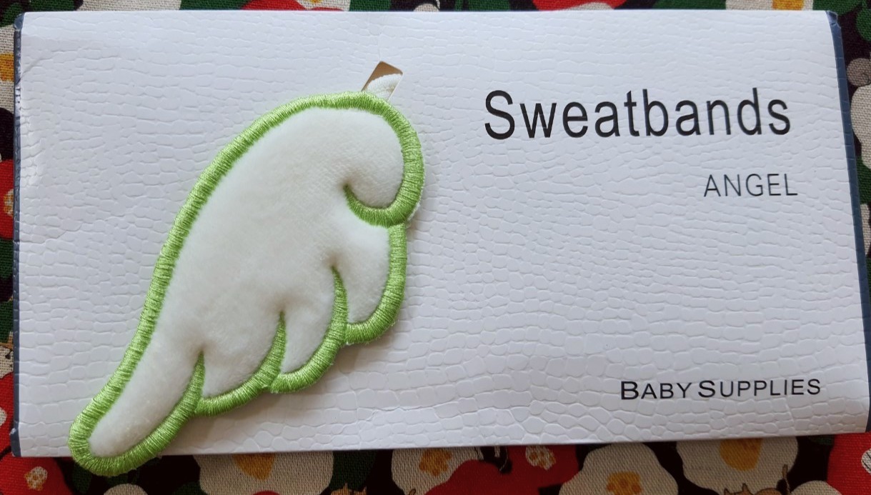 ผ้าอ้อม ติดปีก ปีก นางฟ้า เทวดา ตัวน้อย จากญี่ปุ่น Cotton 100% Sweatbands ANGEL Baby Supplies Size : 25 x 35 cm comfort for your baby