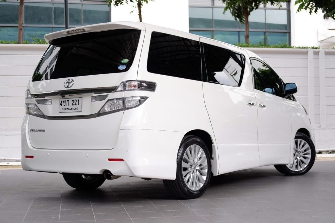 TOYOTA VELLFIRE 2.4 V ZG Edition ปี 2014