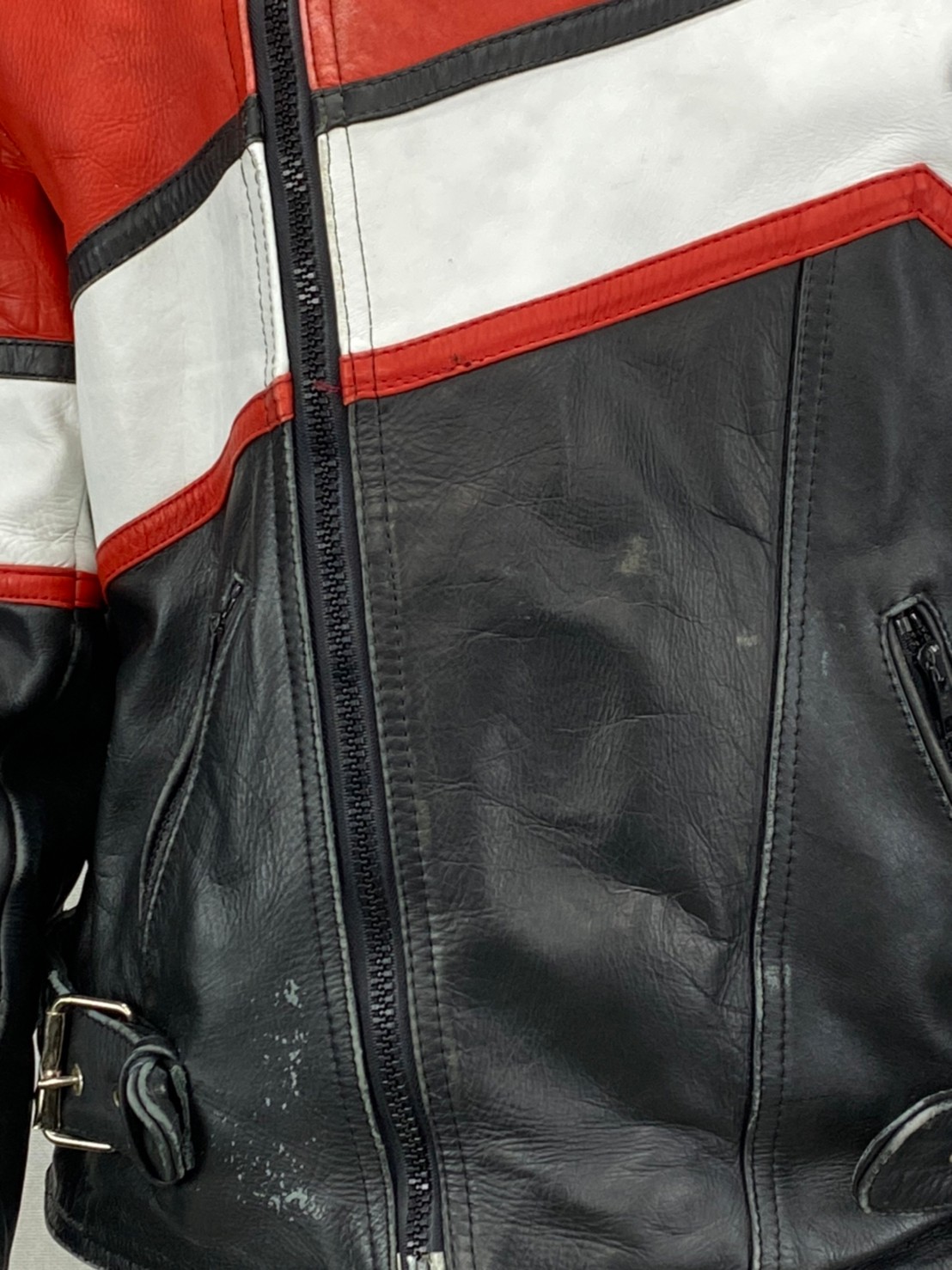 เสื้อการ์ดสำหรับขี่มอเตอร์ไซด์( มือสอง) RCSS 008: อก 46-48" ยาว 25" (ไม่มีการ์ด)