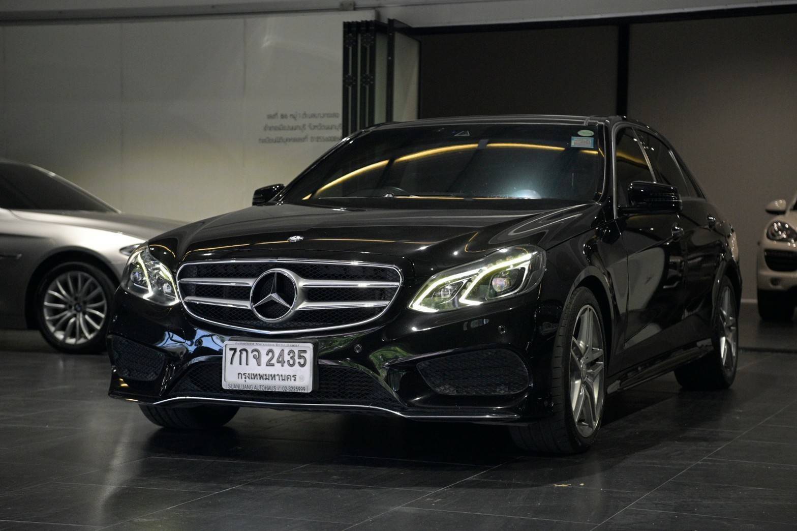 Mercedes-Benz E300 Blutec Hybrid AMG ปี2014