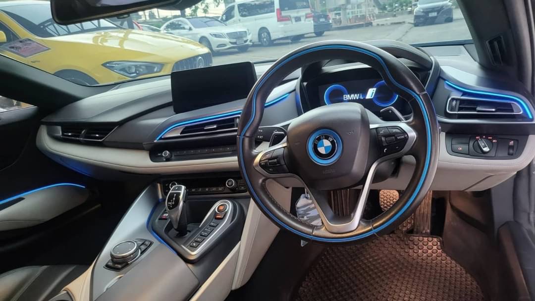 BMW I8 ปี 2015