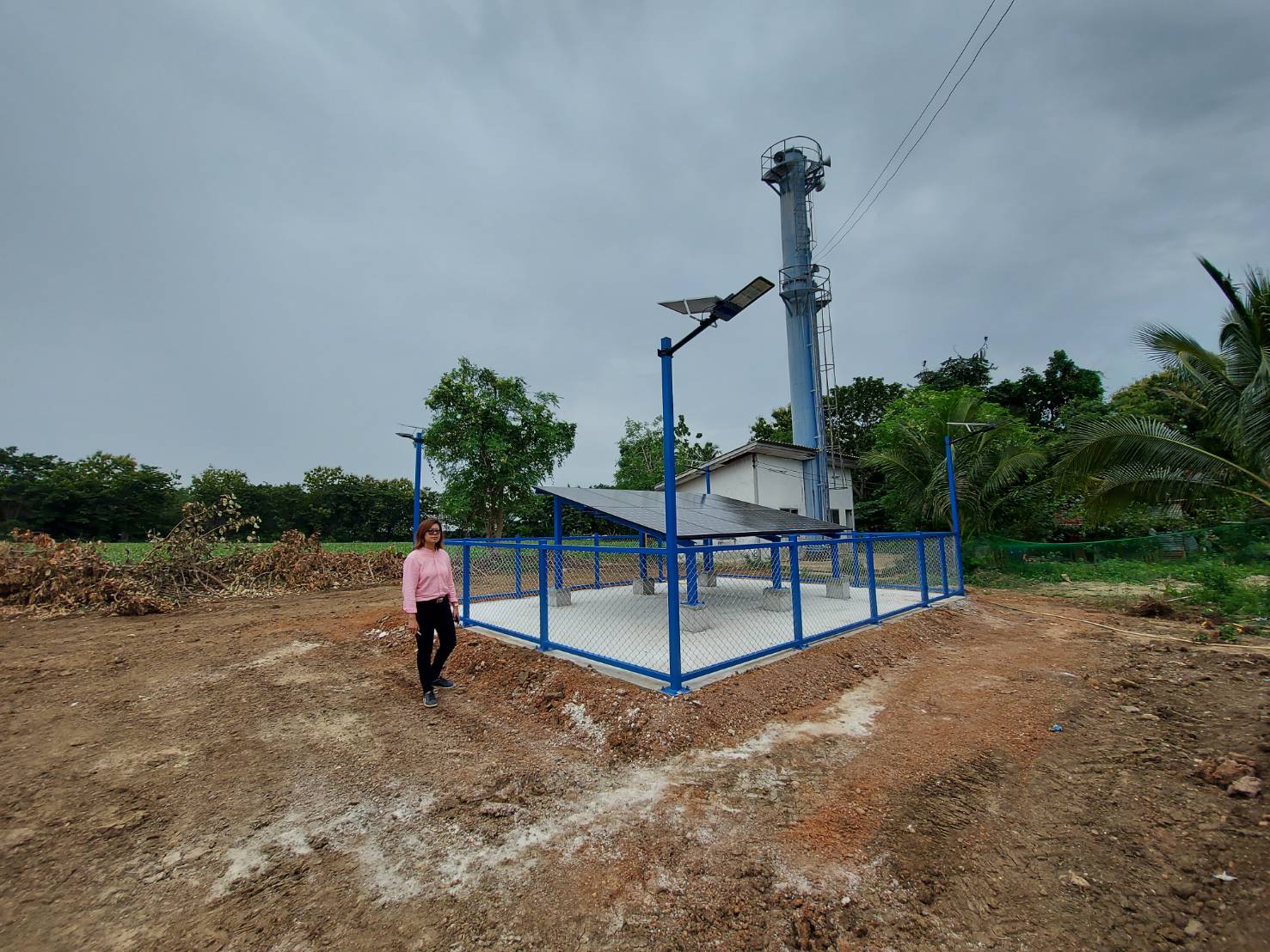 ระบบสูบน้ำประปาหมู่บ้านด้วยพลังงานแสงอาทิตย์