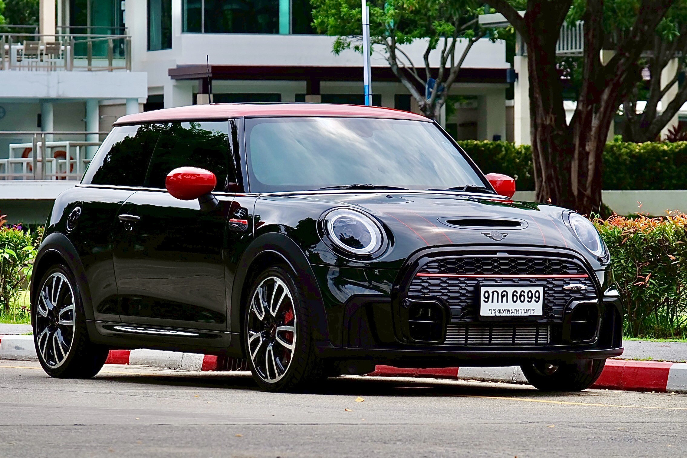Mini F56 LCI2 John Cooper Work ปี 2022