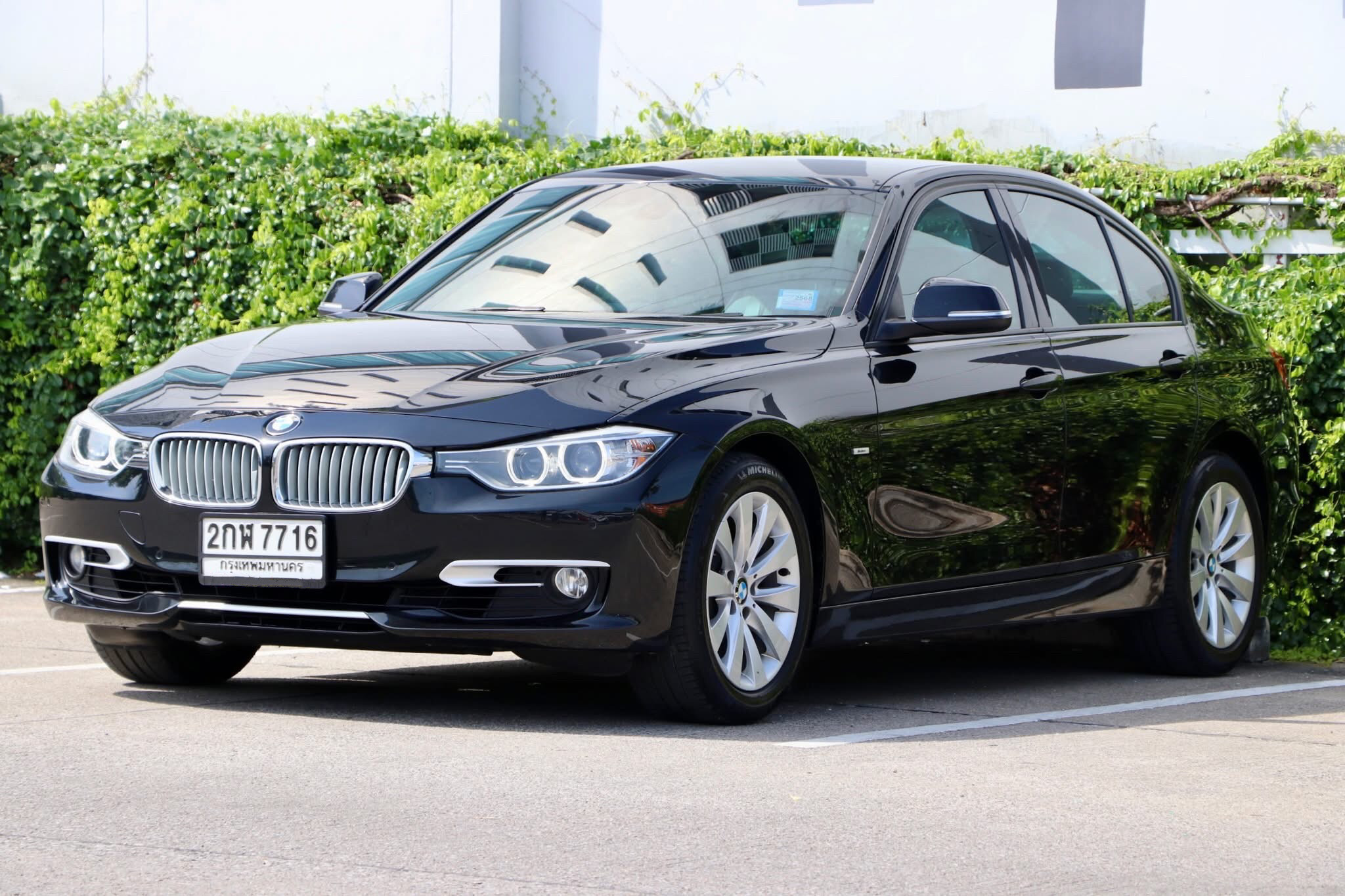 BMW Series 320i LCI F30 ปี2014