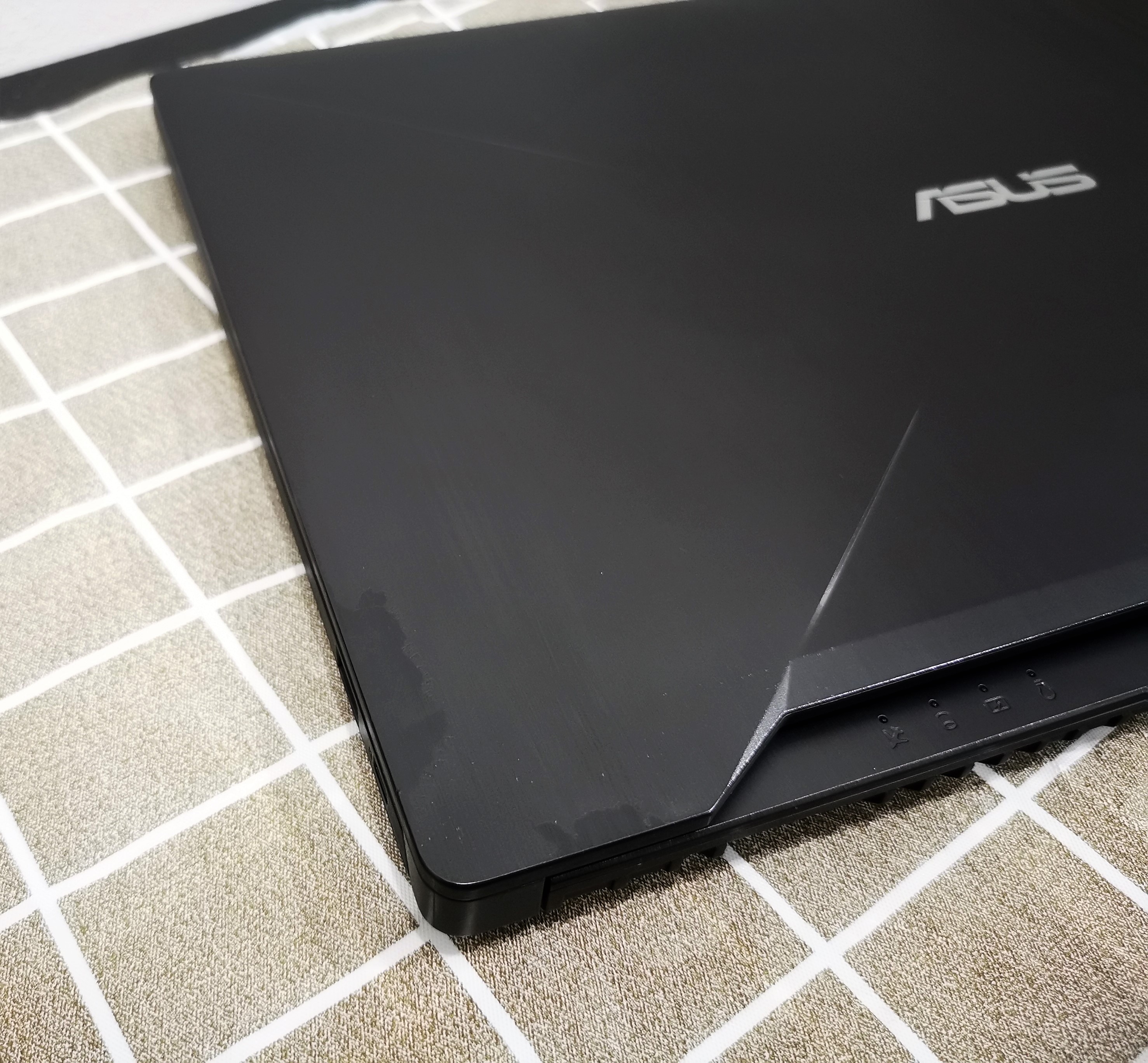 Asus FX503VD-E4151T