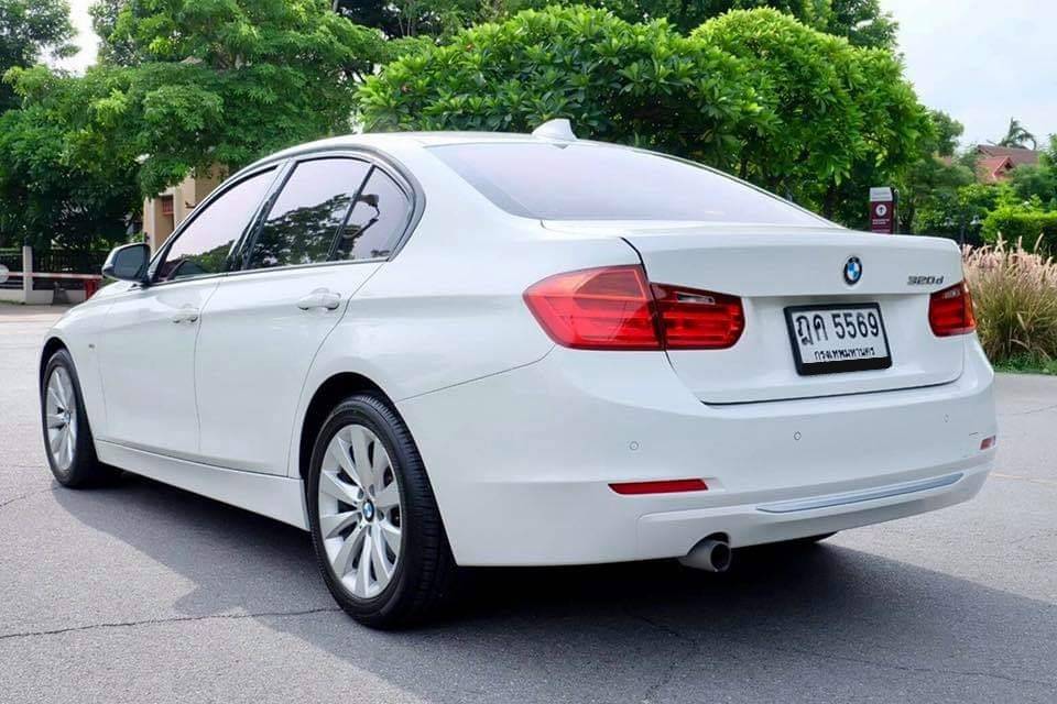 BMW F30 320D Modern Line ปี 2013