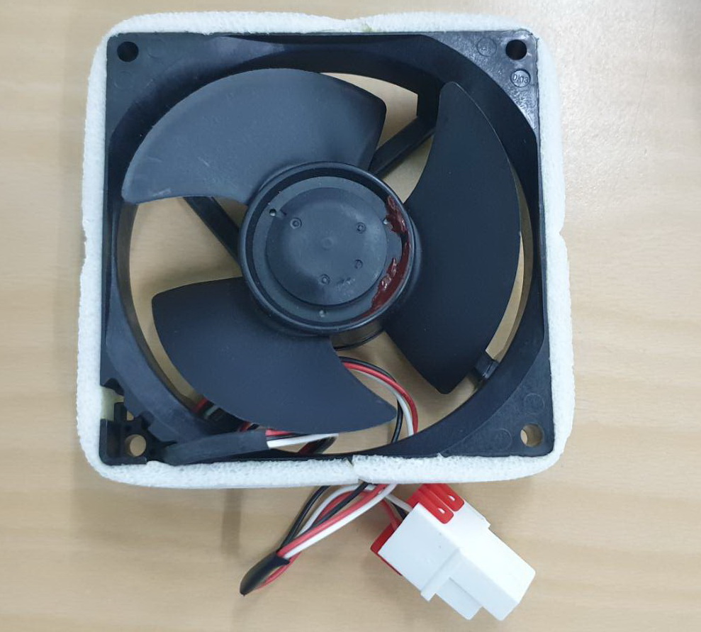 Nidec U92C12MS1B3-52 K09 พัดลมตู้เย็น SAMSUNG 12VDC (มีโฟมด้านข้าง) ขนาด 91.2*91.2 mm