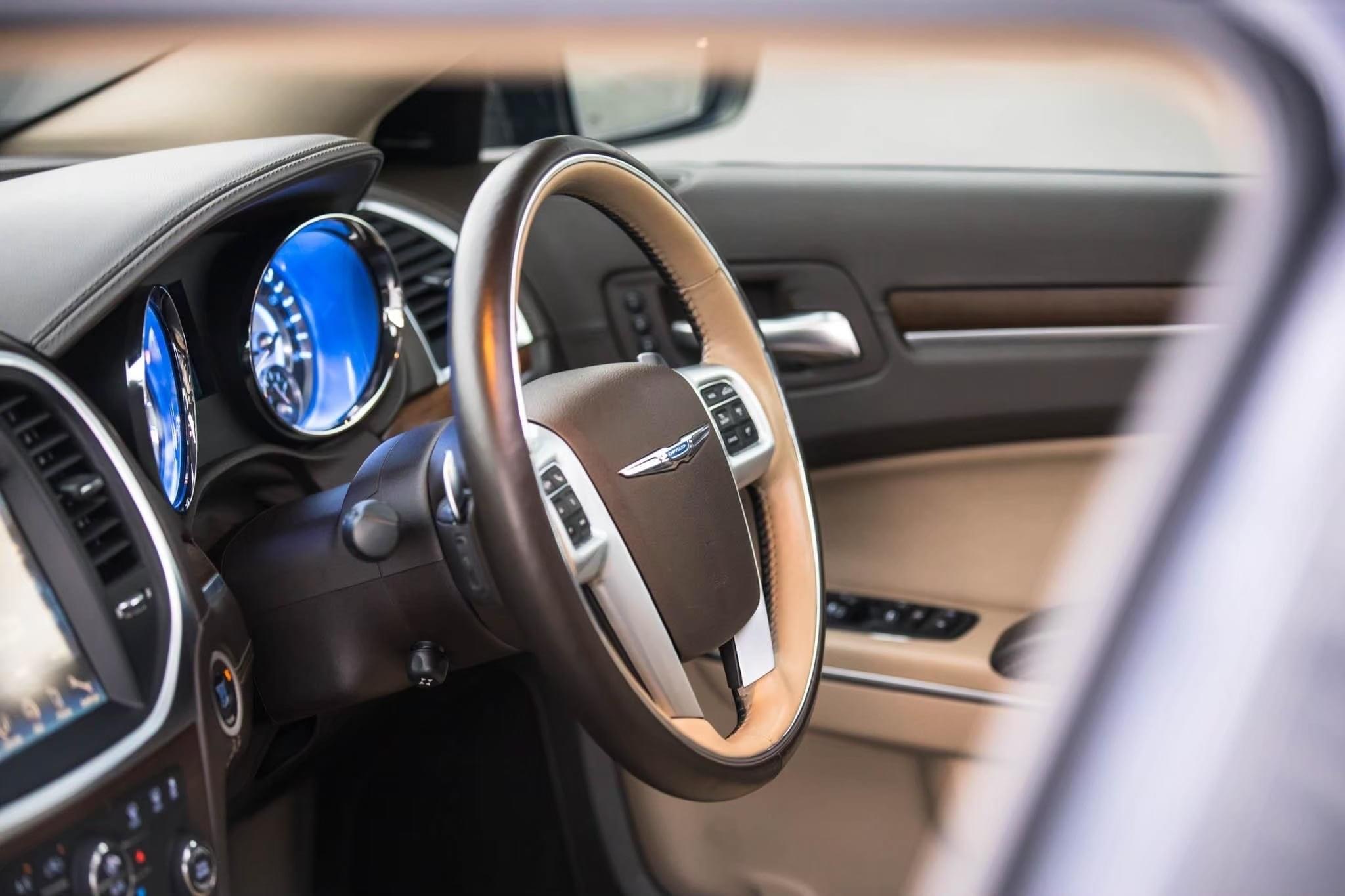 Chrysler 300C Diesel CRD ปี 2013