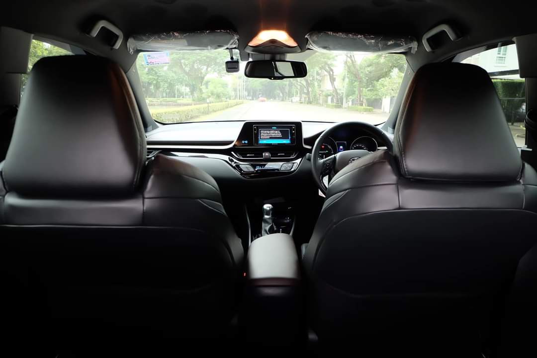 Toyota C-HR 1.8 Hybrid High ปี 2020
