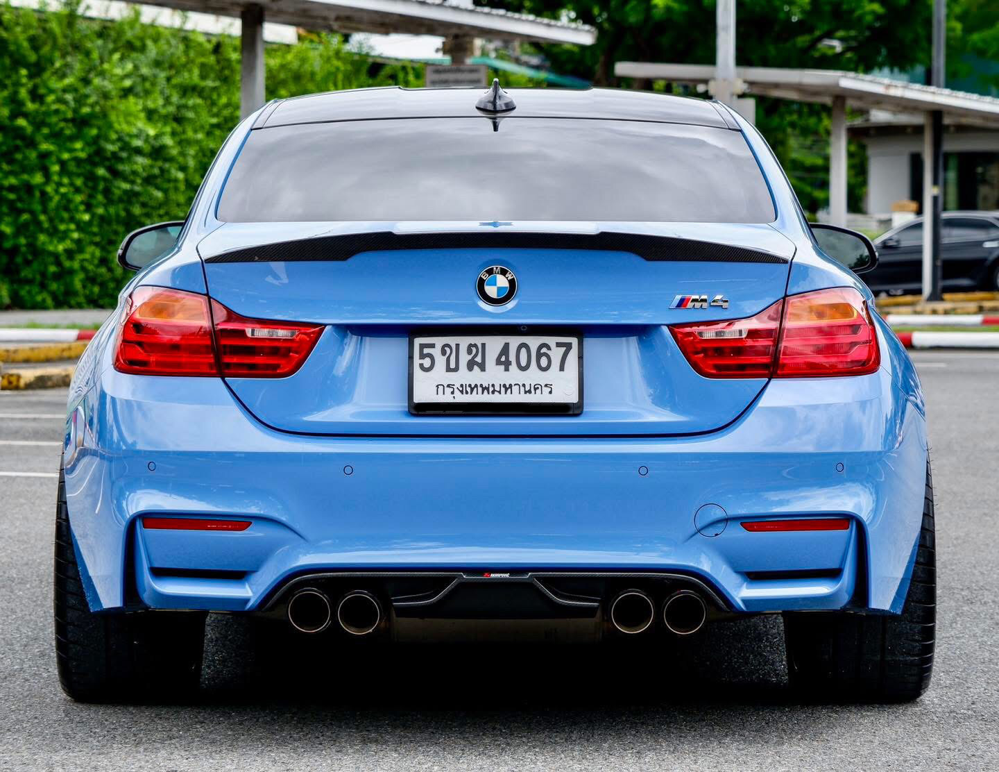 BMW F82 M4 Coupe Yas Marina Blue ปี 2015