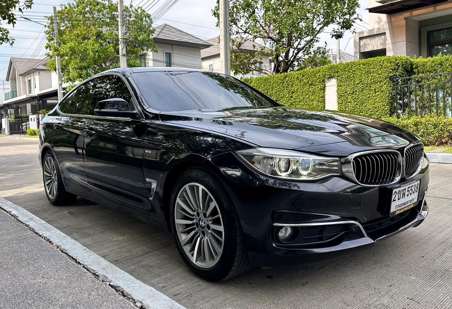 Bmw 320d GT Luxury ปี 2015