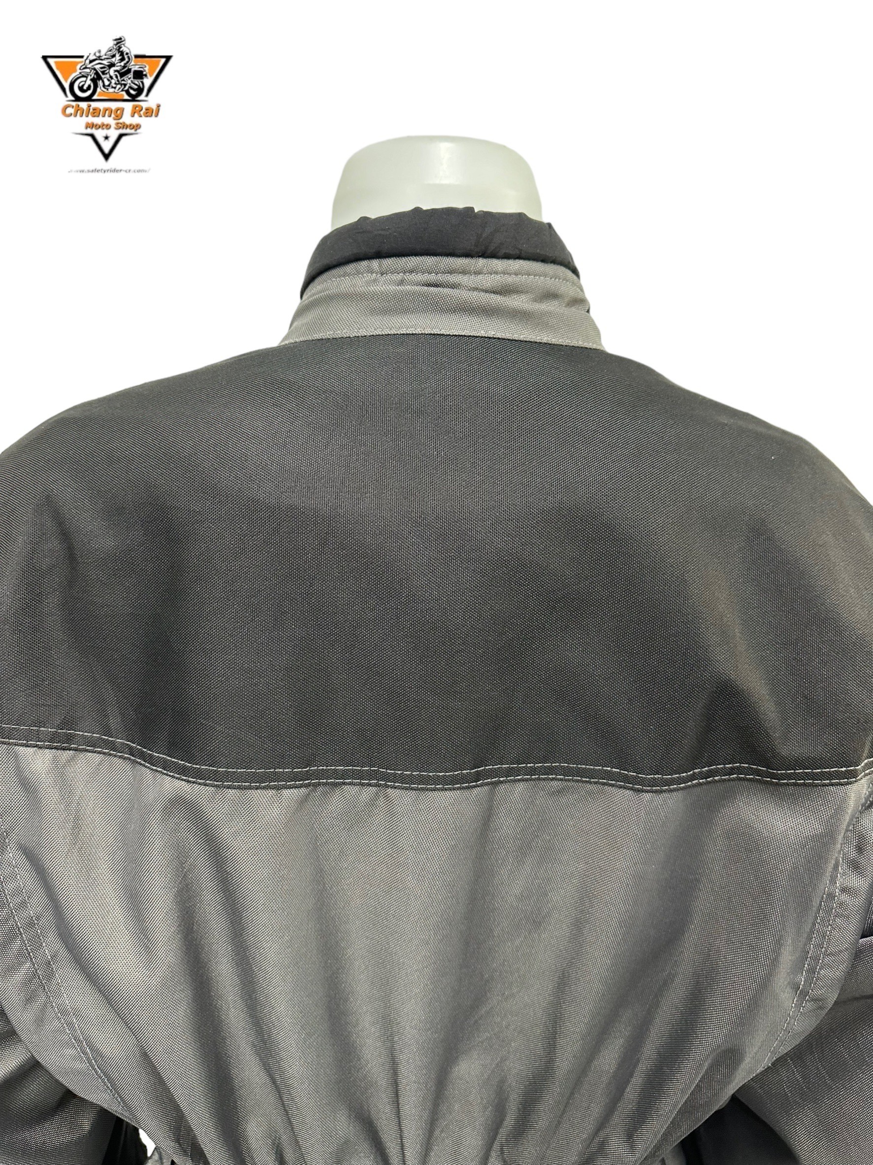 เสื้อขี่มอเตอร์ไซด์( มือสอง) RCTA 553: อก 48" ยาว 30" (L) **TRISPEED**