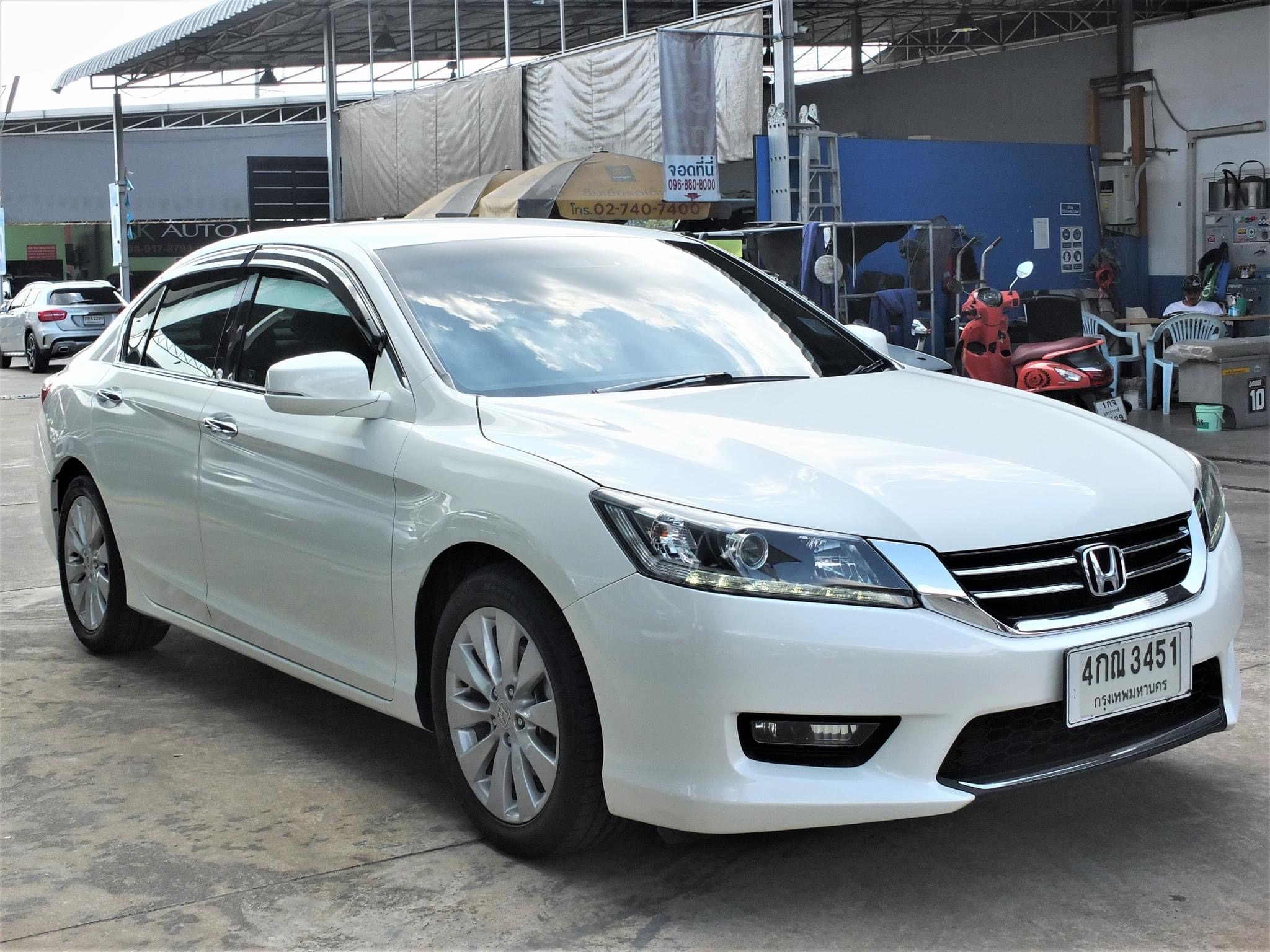 Honda Accord 2.0 EL ปี 2015