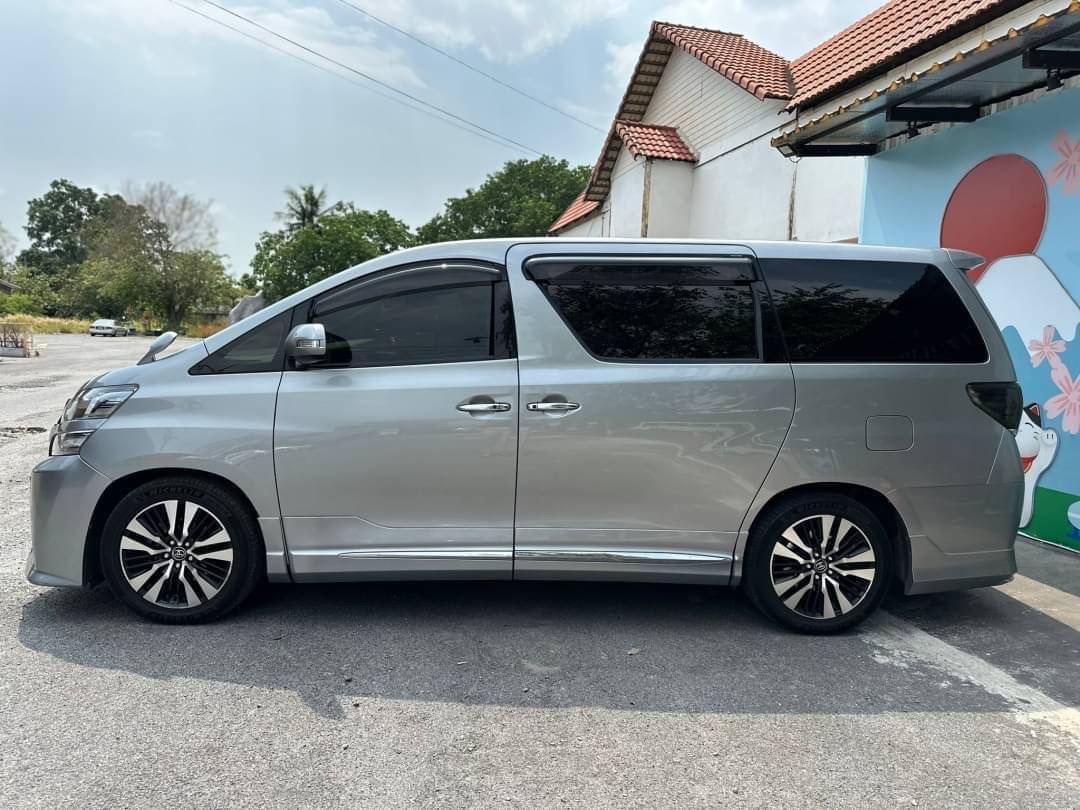 Toyota Vellfrie 2.4 Zg Edition ปี 2014 แท้