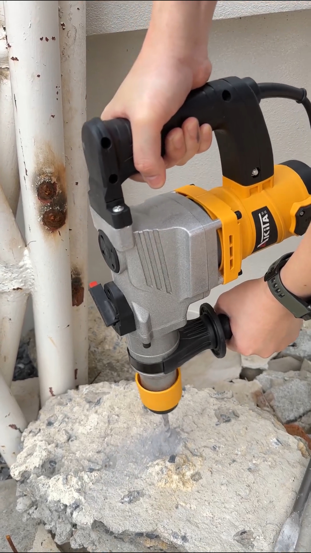 สว่านสกัด 2 ระบบ ยี่ห้อ AKITA รุ่น AKT-2926-Y