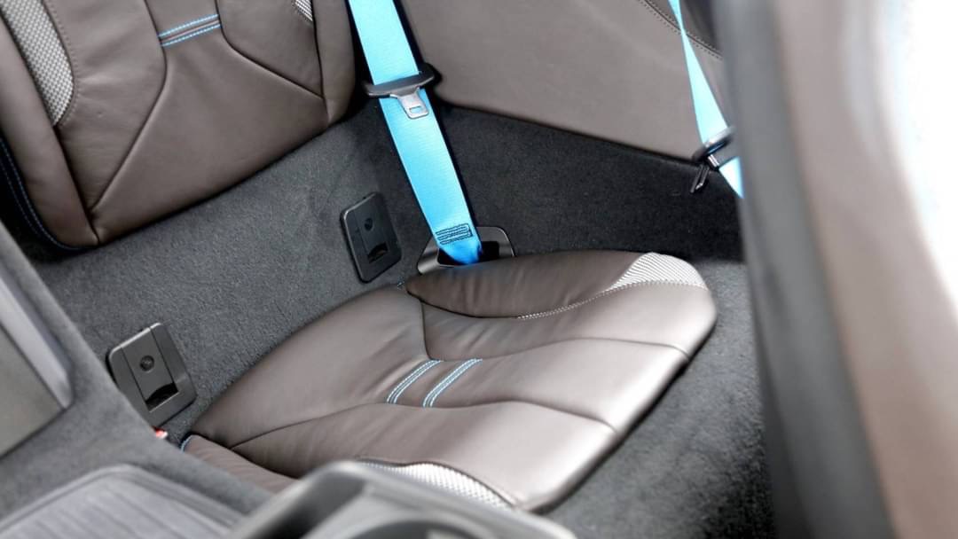 BMW i8 ปี 2015