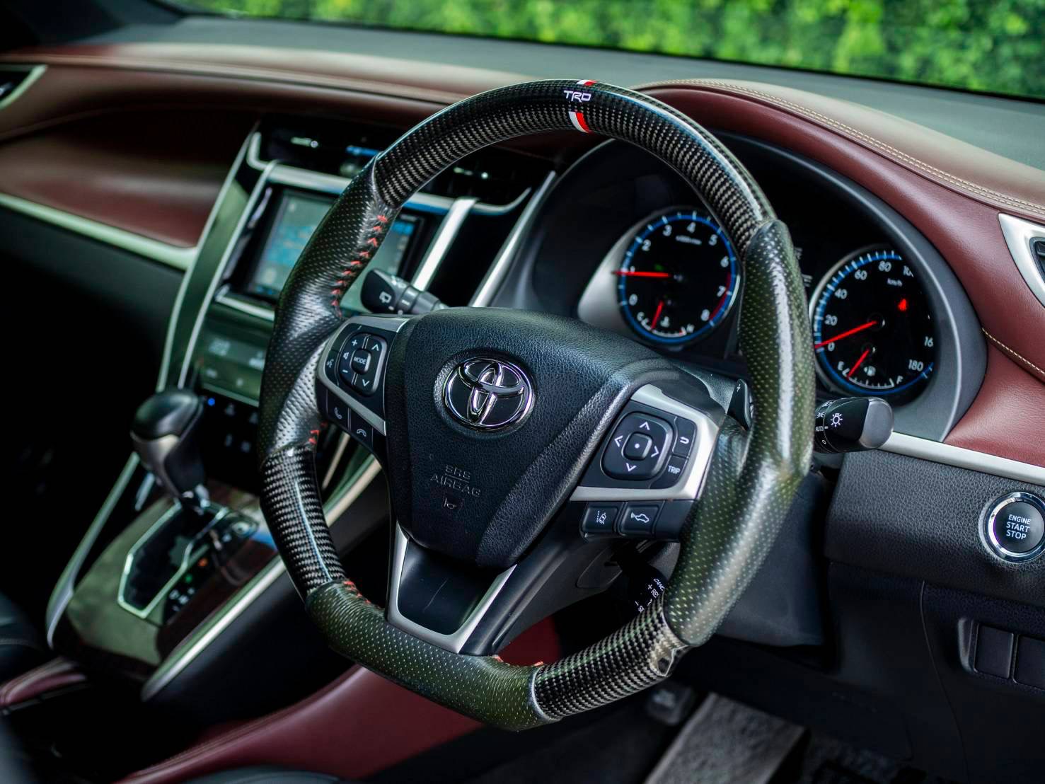 Toyota Harrier 2.0 ปี2014