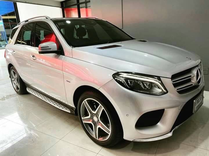 Mercedes Benz GLE 500e AMG 3.0 V6 เทอร์โบคู่ 4 MATIC Plug-in Hybrid SUV ปี 2017